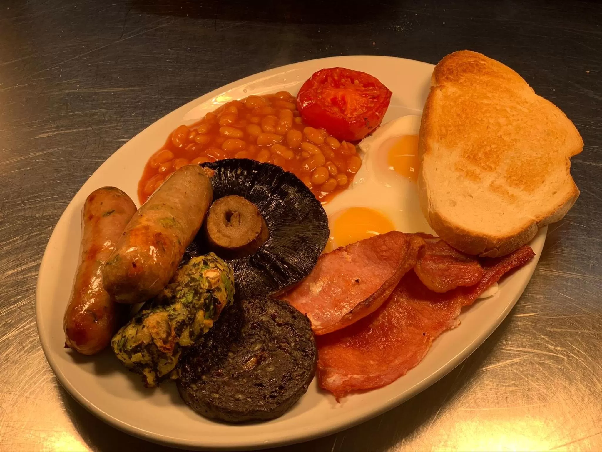 Breakfast, Food in Pickfords Hotel