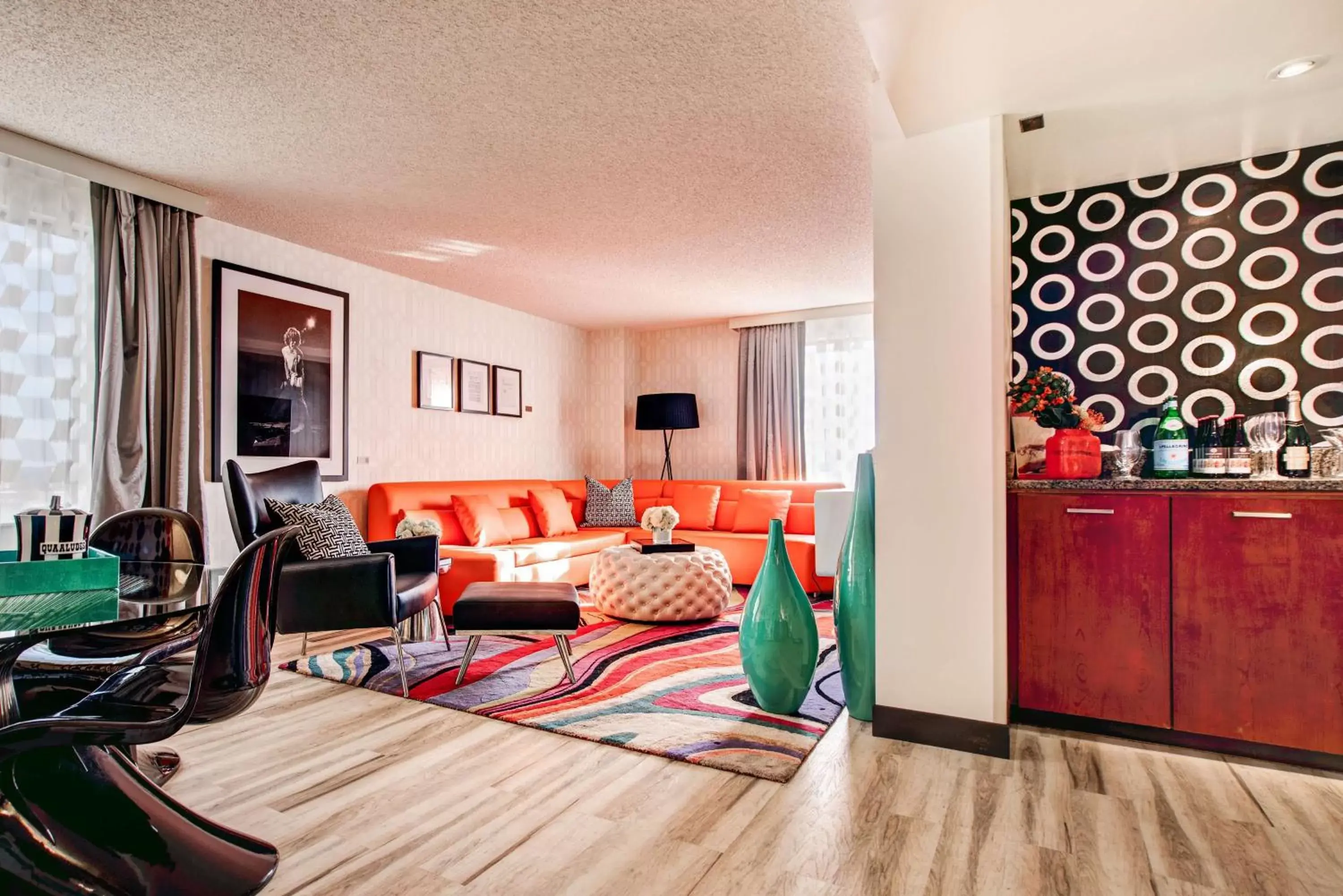 Living room in the Curtis Denver - A DoubleTree by Hilton Hotel Living room in the Curtis Denver - A DoubleTree by Hilton Hotel