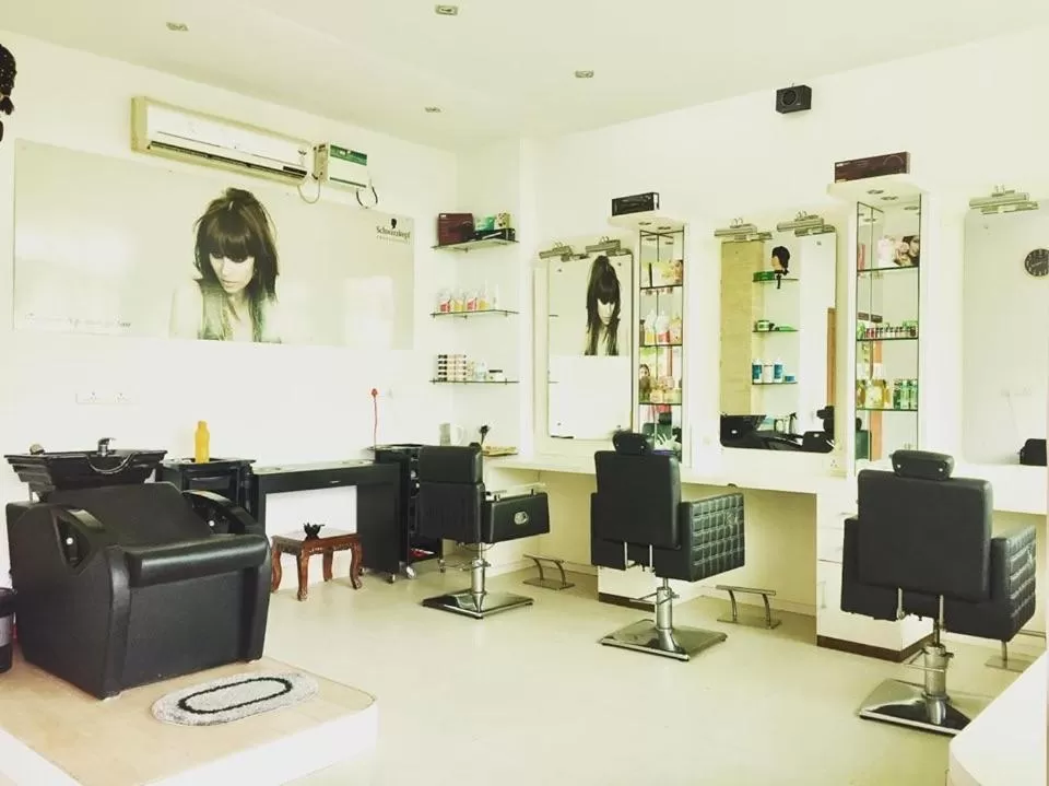 Spa and wellness centre/facilities in Zone Niathu Dimapur By The Park