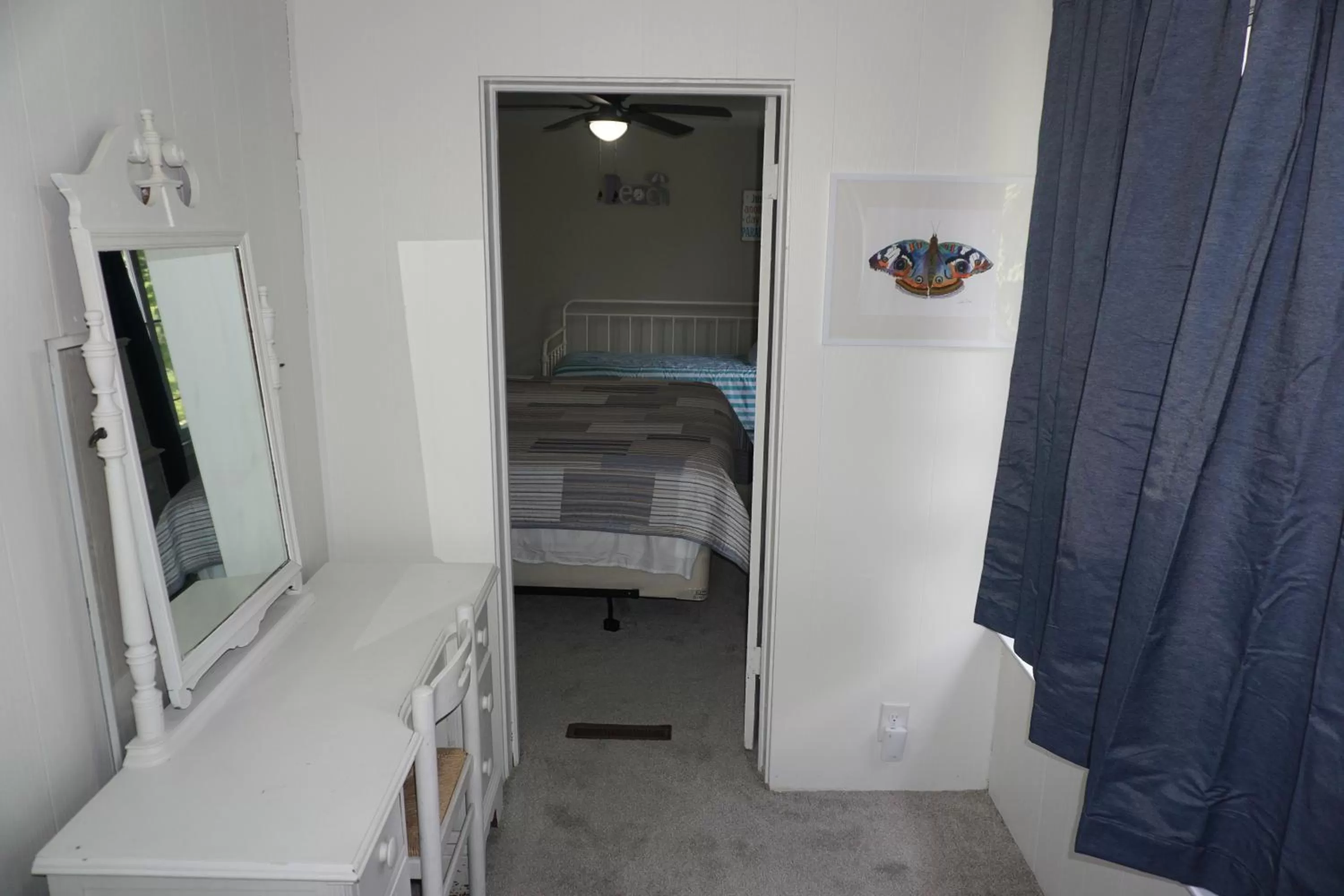 Bed in Charlevoix House - The Northside