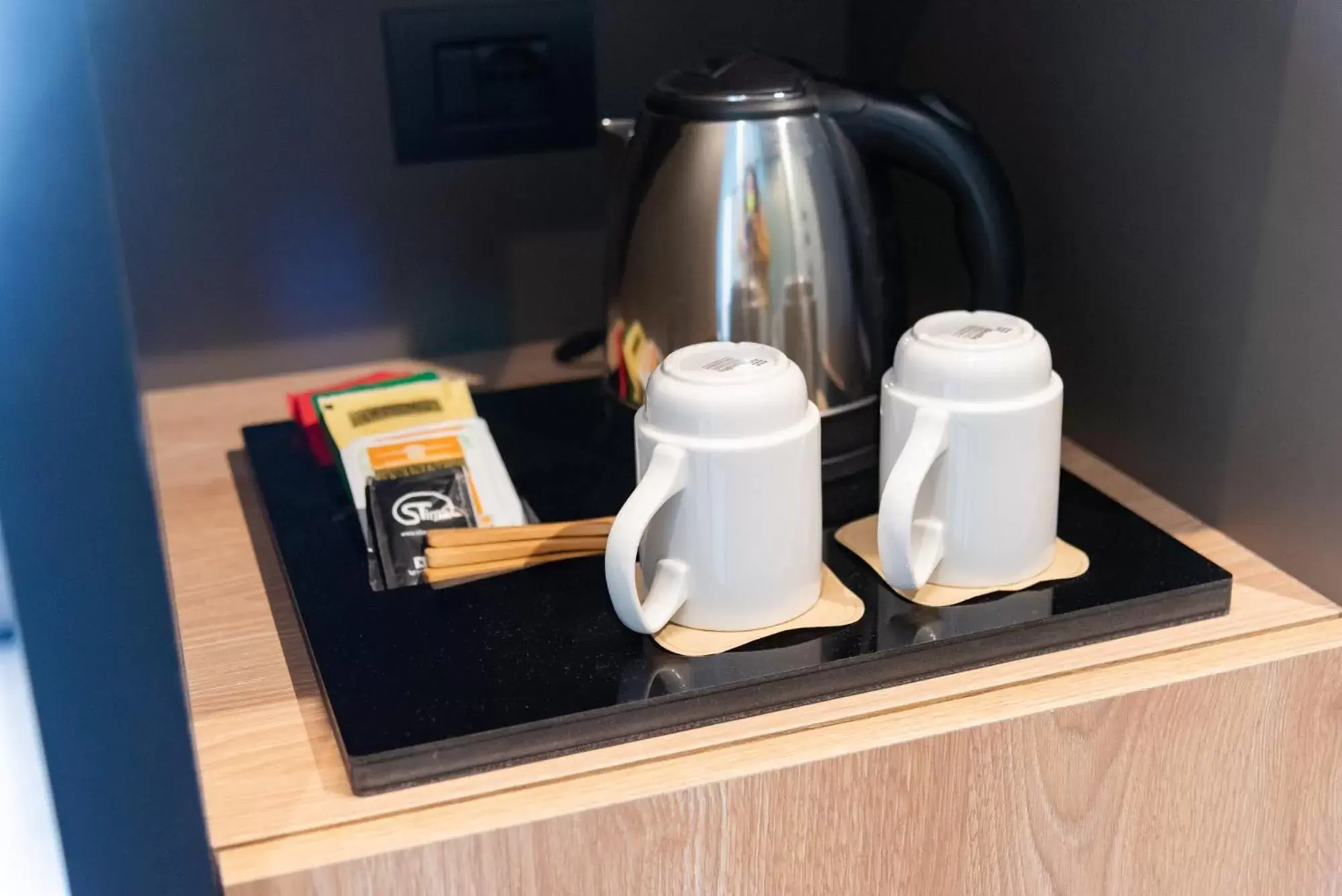 Coffee/tea facilities in Modica Boutique Hotel