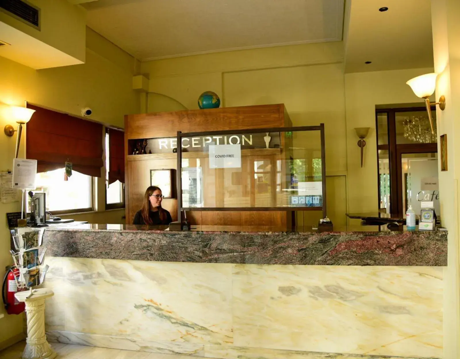 Lobby or reception in Hotel Edelweiss