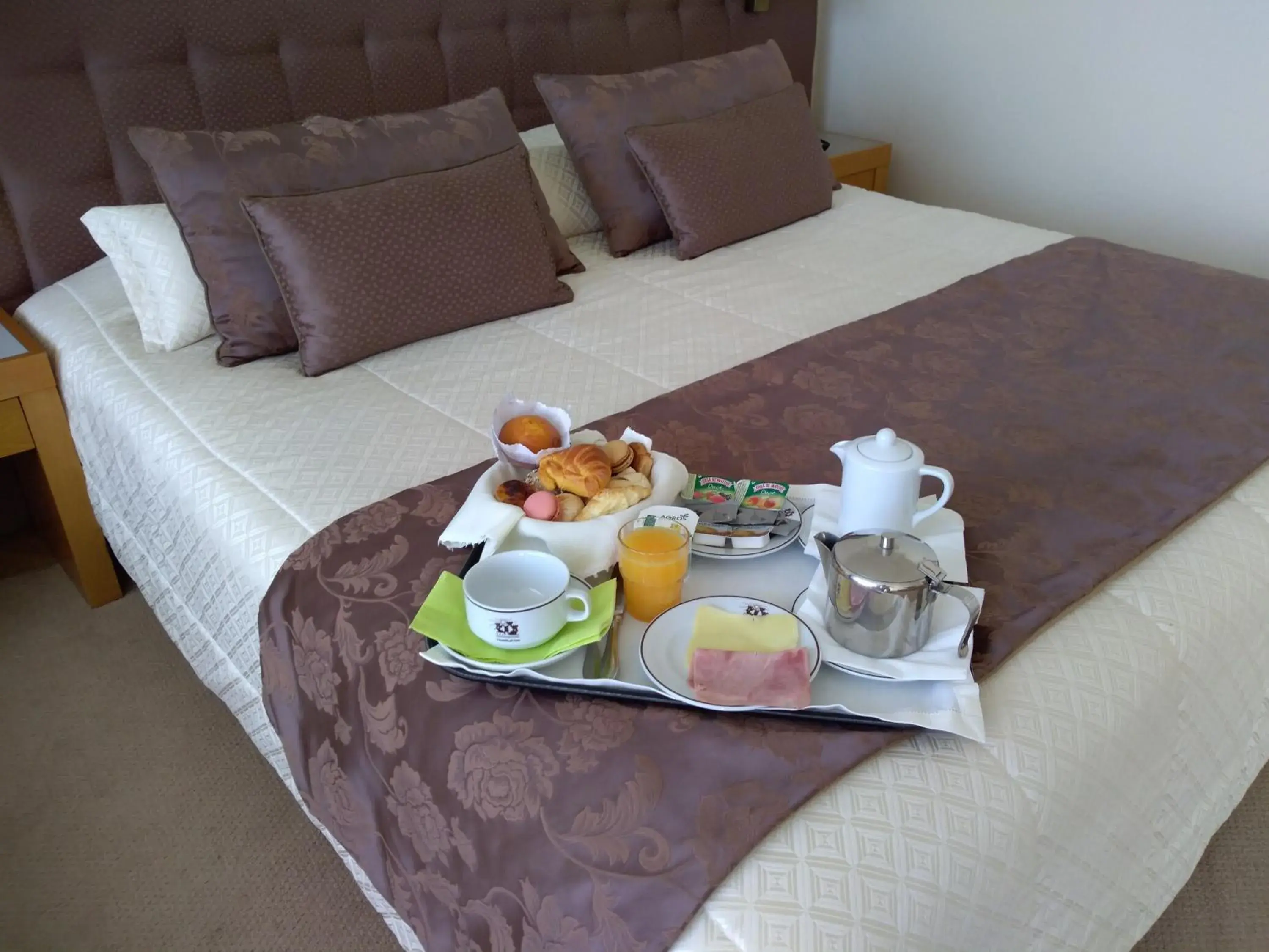 Food, Bed in Hotel Boa - Vista Food, Bed in Hotel Boa - Vista
