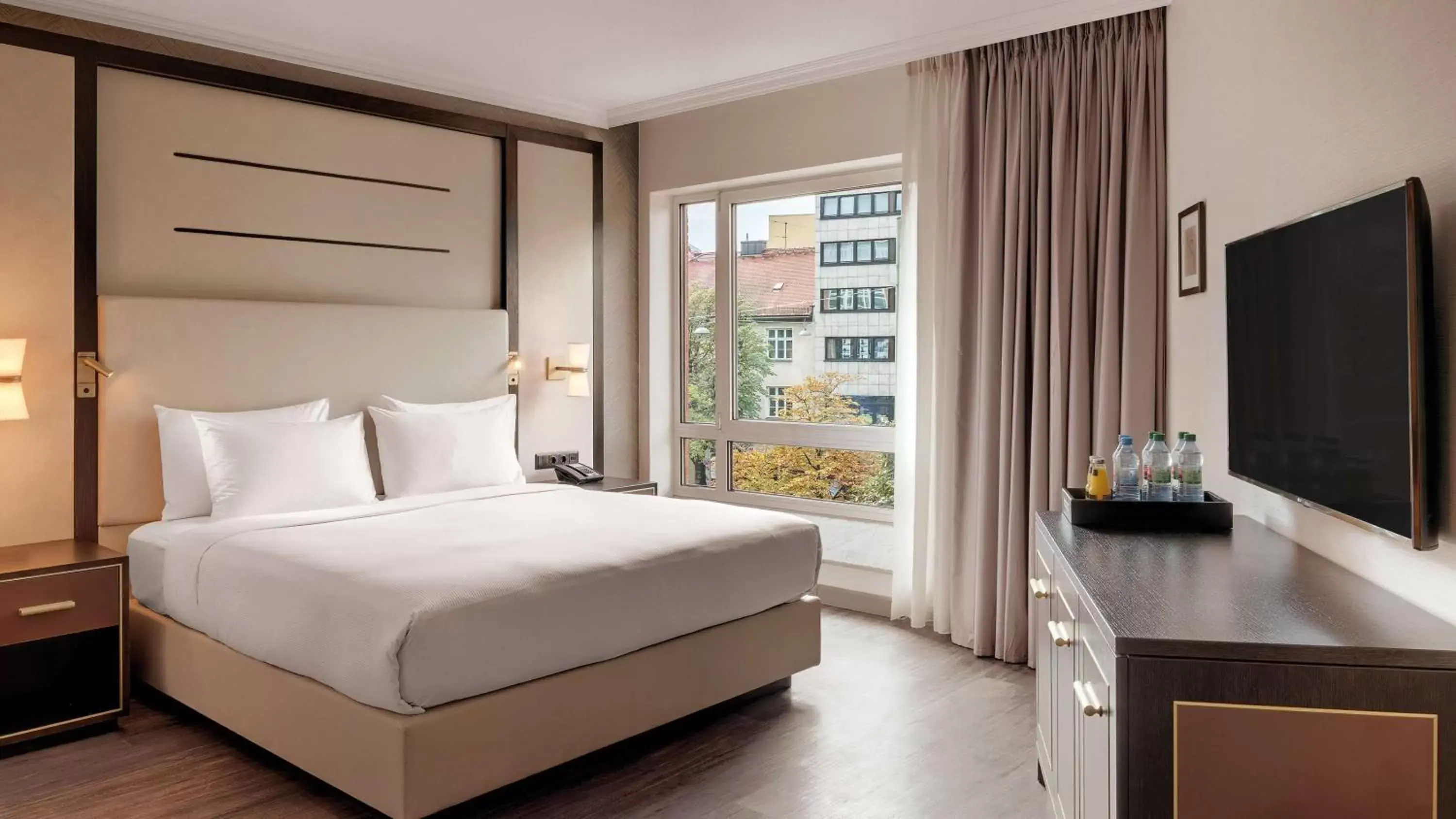 Bed in Hilton Munich City