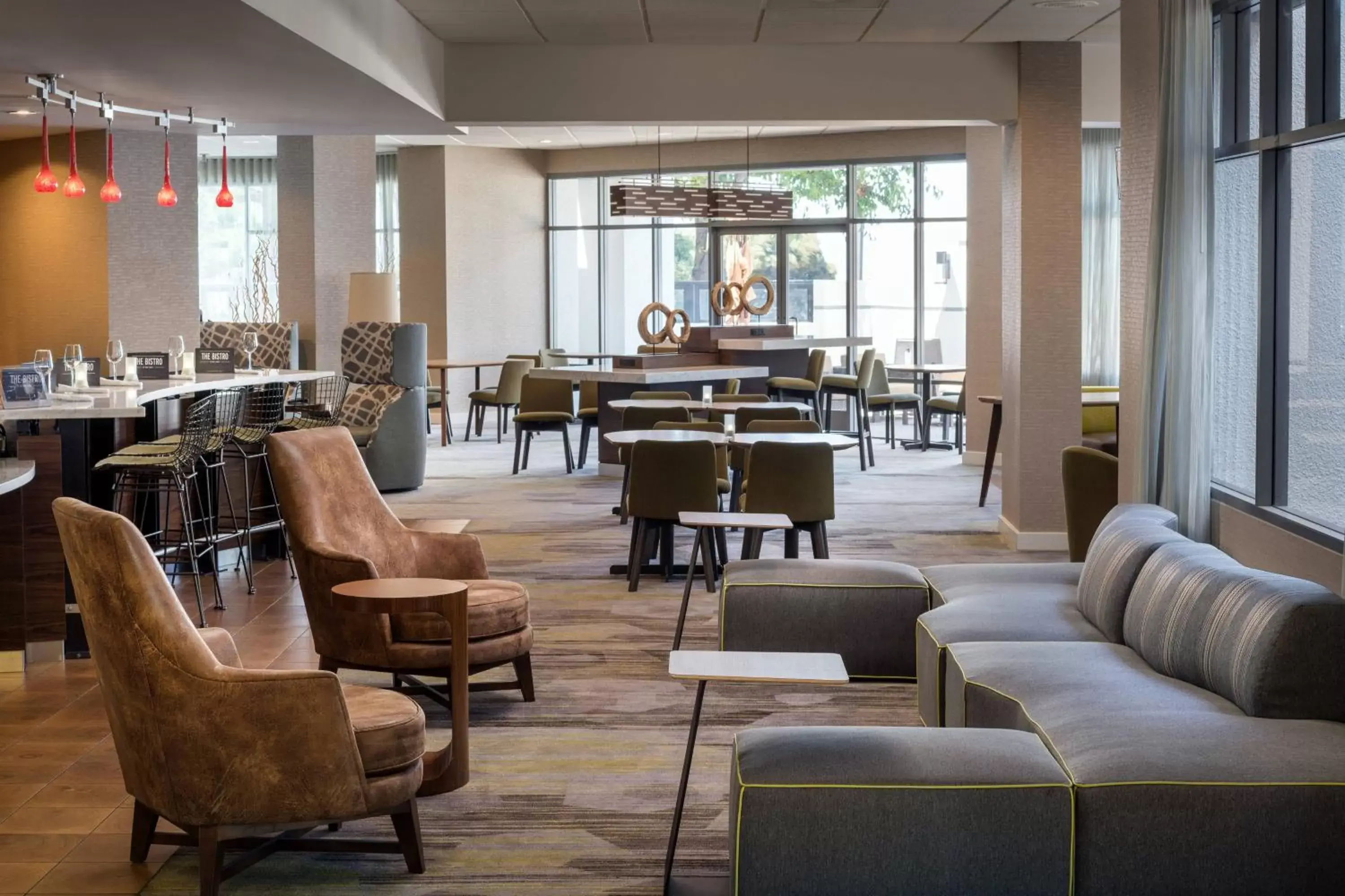Lobby or reception, Lounge/Bar in Courtyard by Marriott Richmond Berkeley