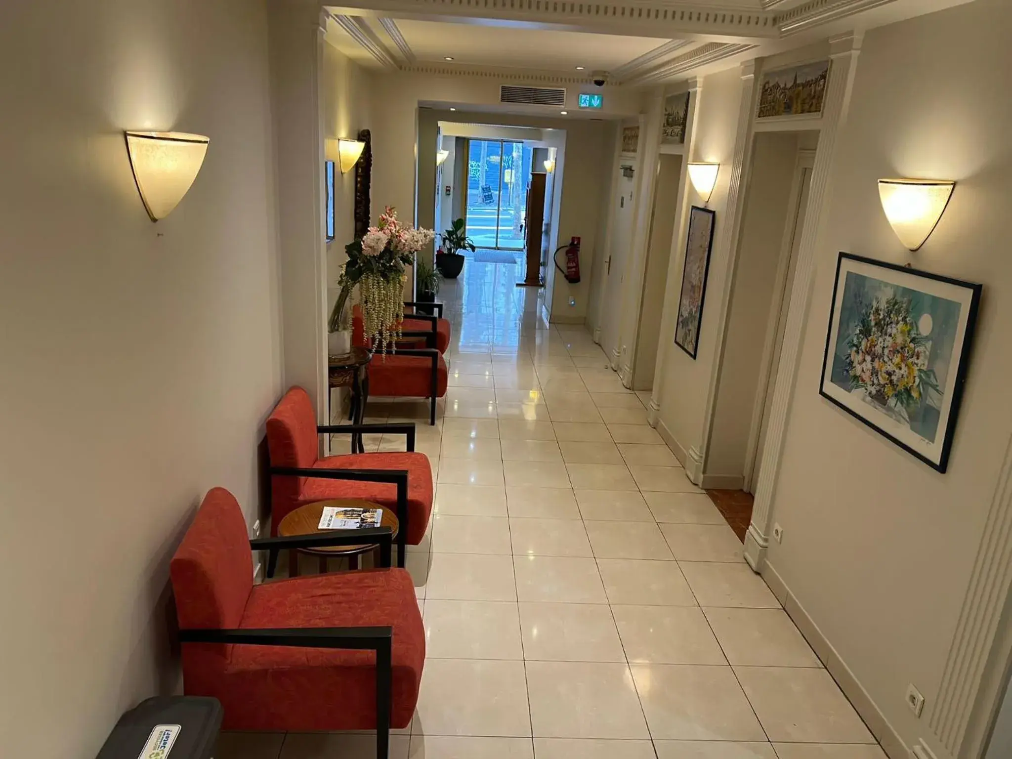 Banquet/Function facilities, Lobby/Reception in 121 Paris Hotel