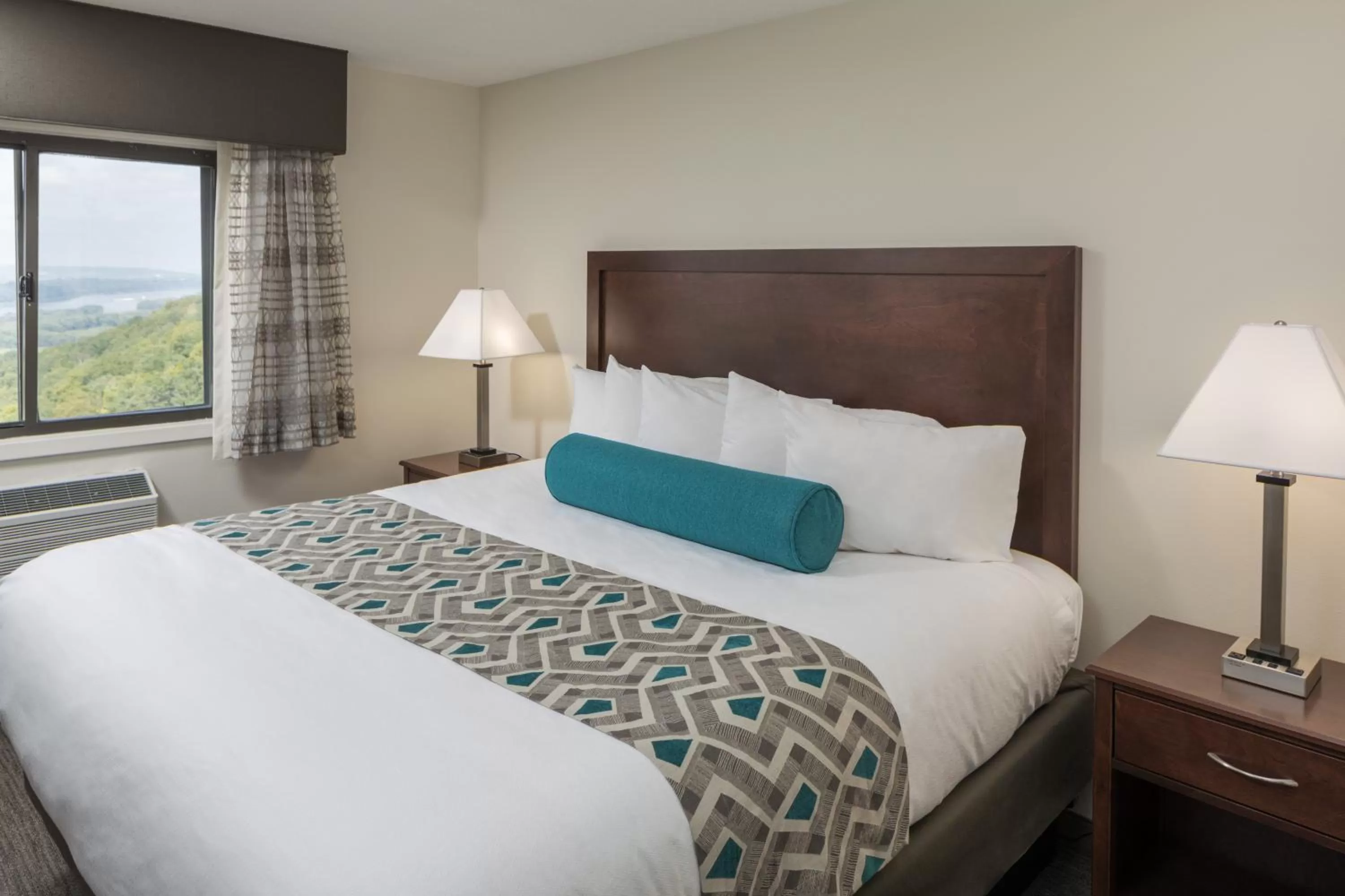 Bed in Chestnut Mountain Resort