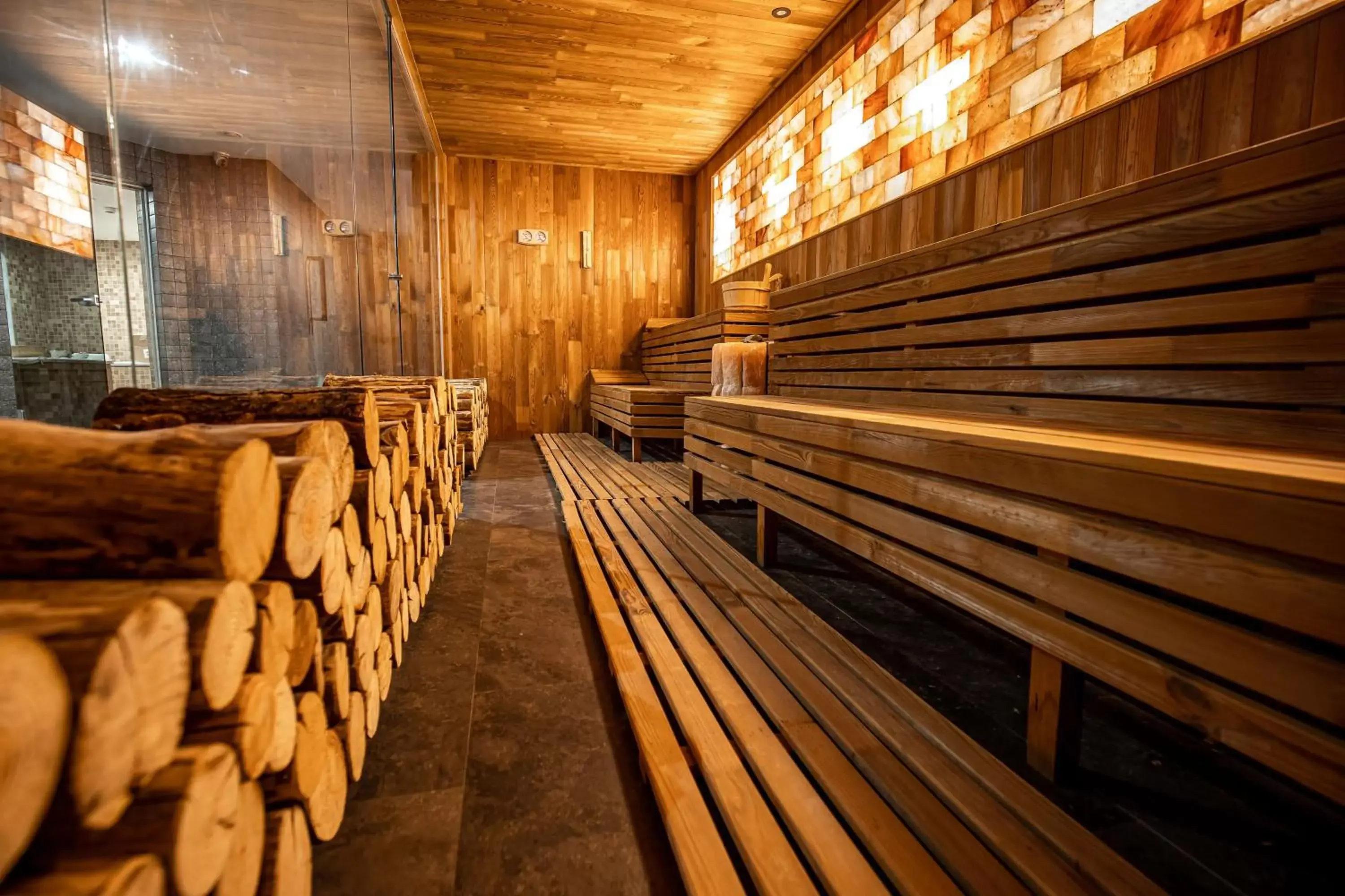 Spa and wellness centre/facilities in Hermanns Hotel & Spa Sibiu Spa and wellness centre/facilities in Hermanns Hotel & Spa Sibiu