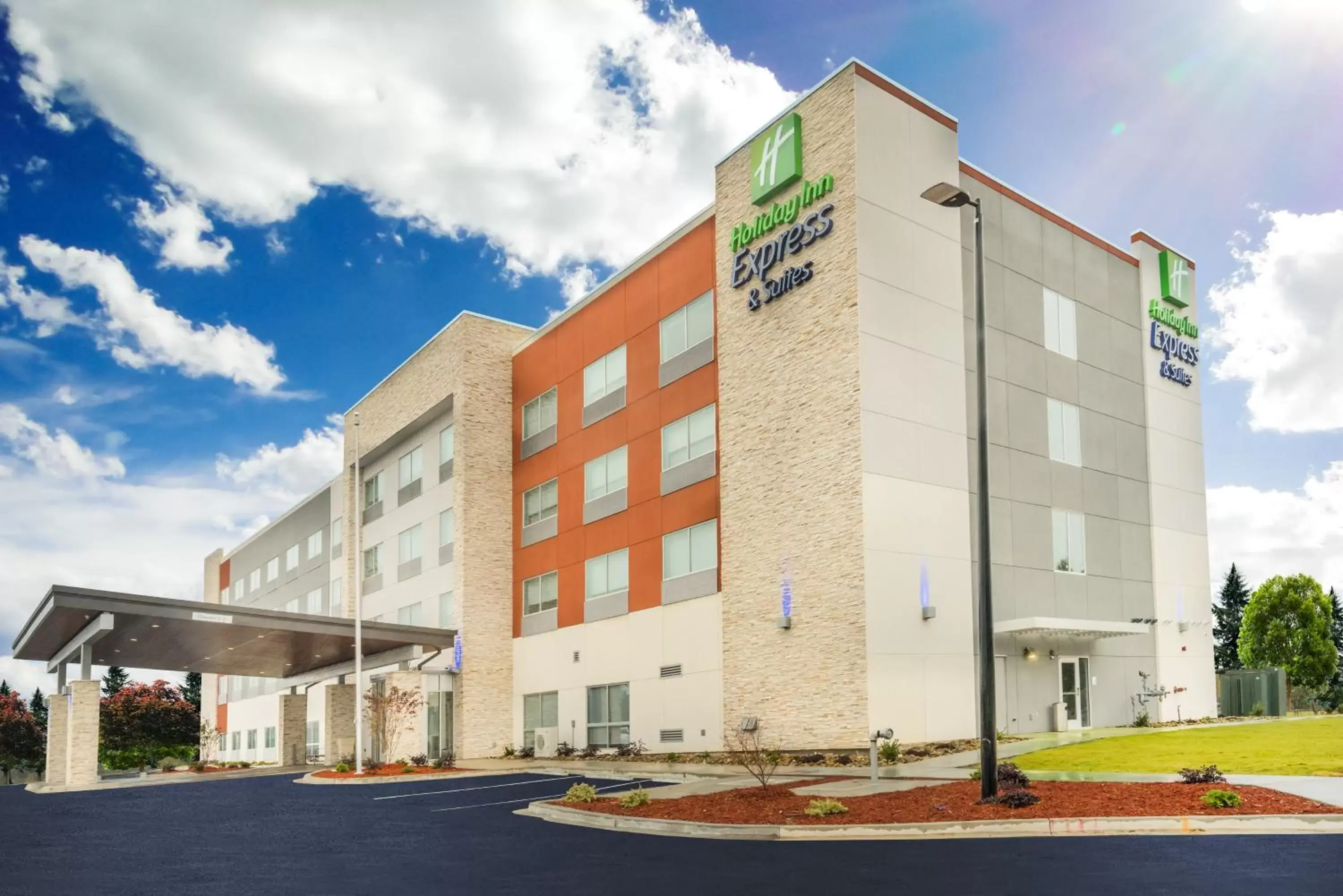 Property Building in Holiday Inn Express & Suites Greenville SE - Simpsonville, an IHG Hotel