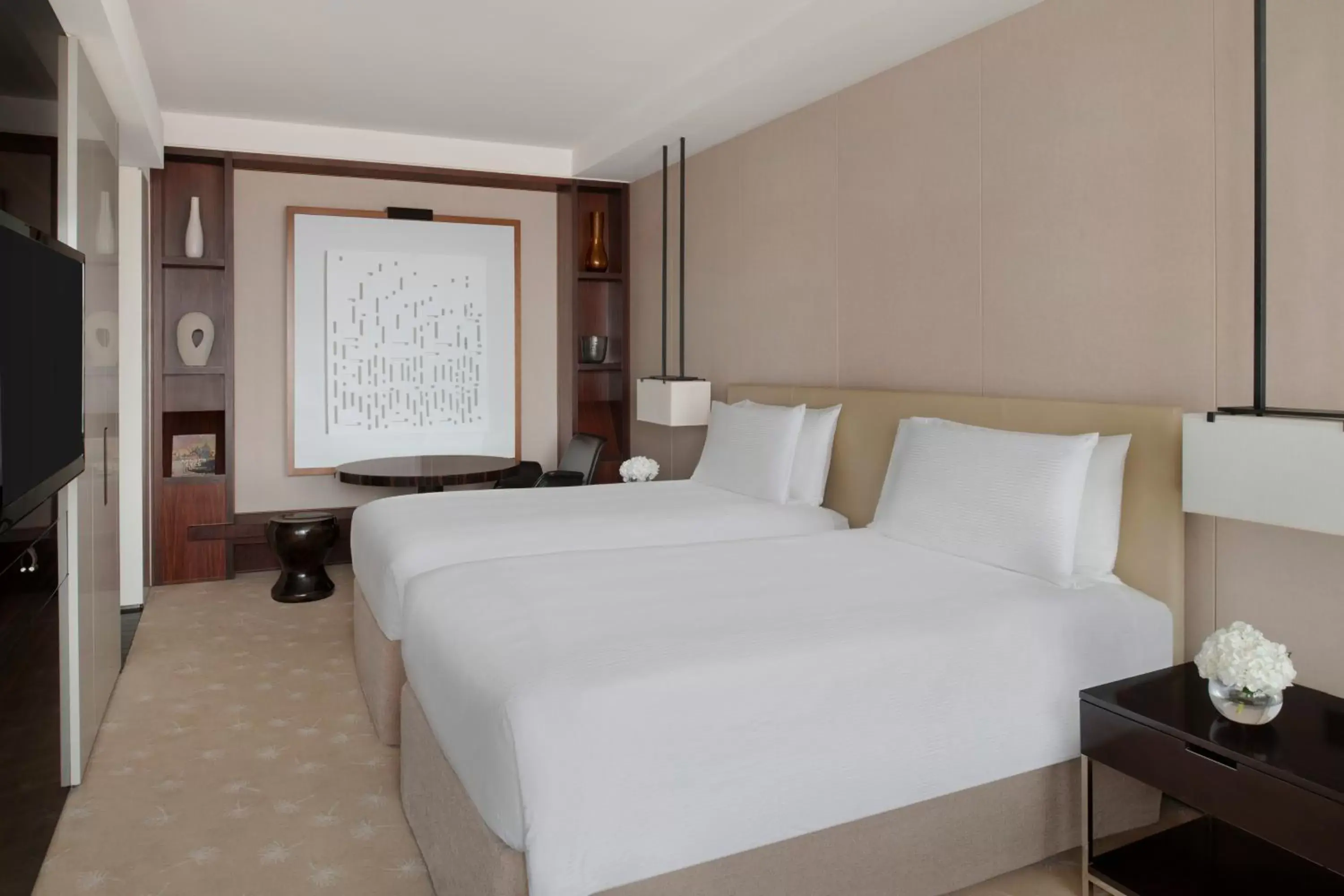 Bedroom, Bed in InterContinental Dubai Festival City, an IHG Hotel