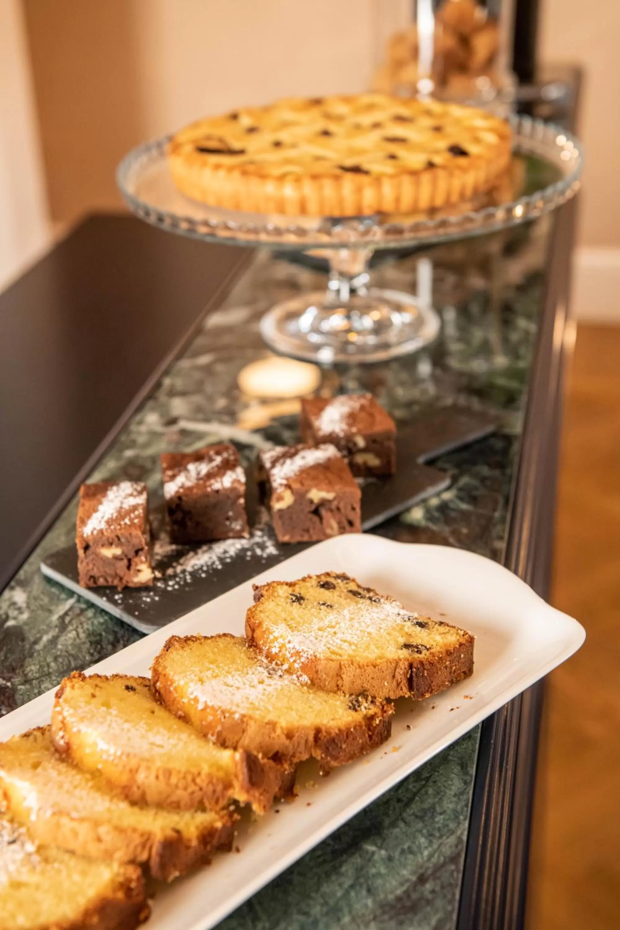 Buffet breakfast in Relais Uffizi