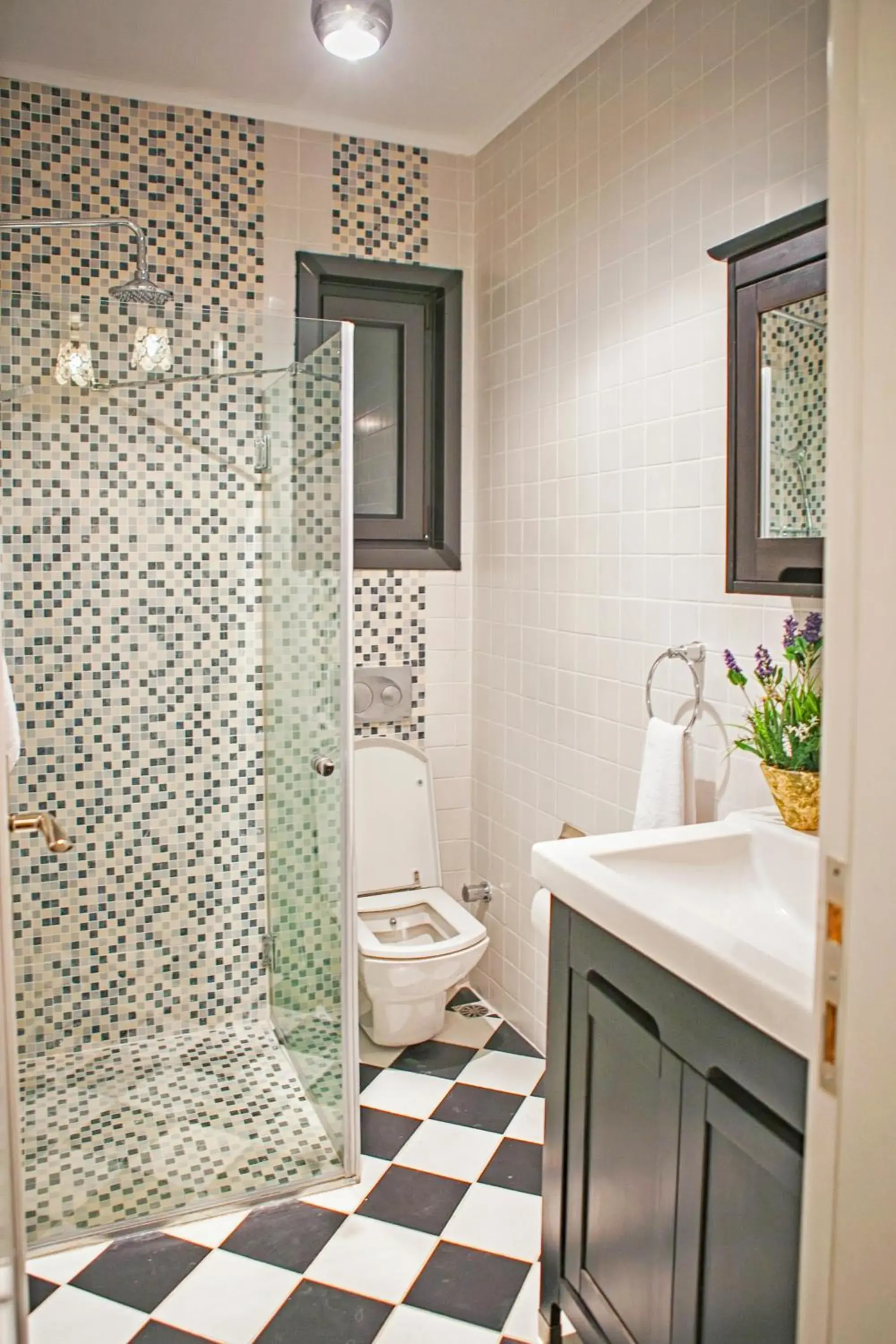 Shower, Bathroom in MySuite Istanbul Cihangir