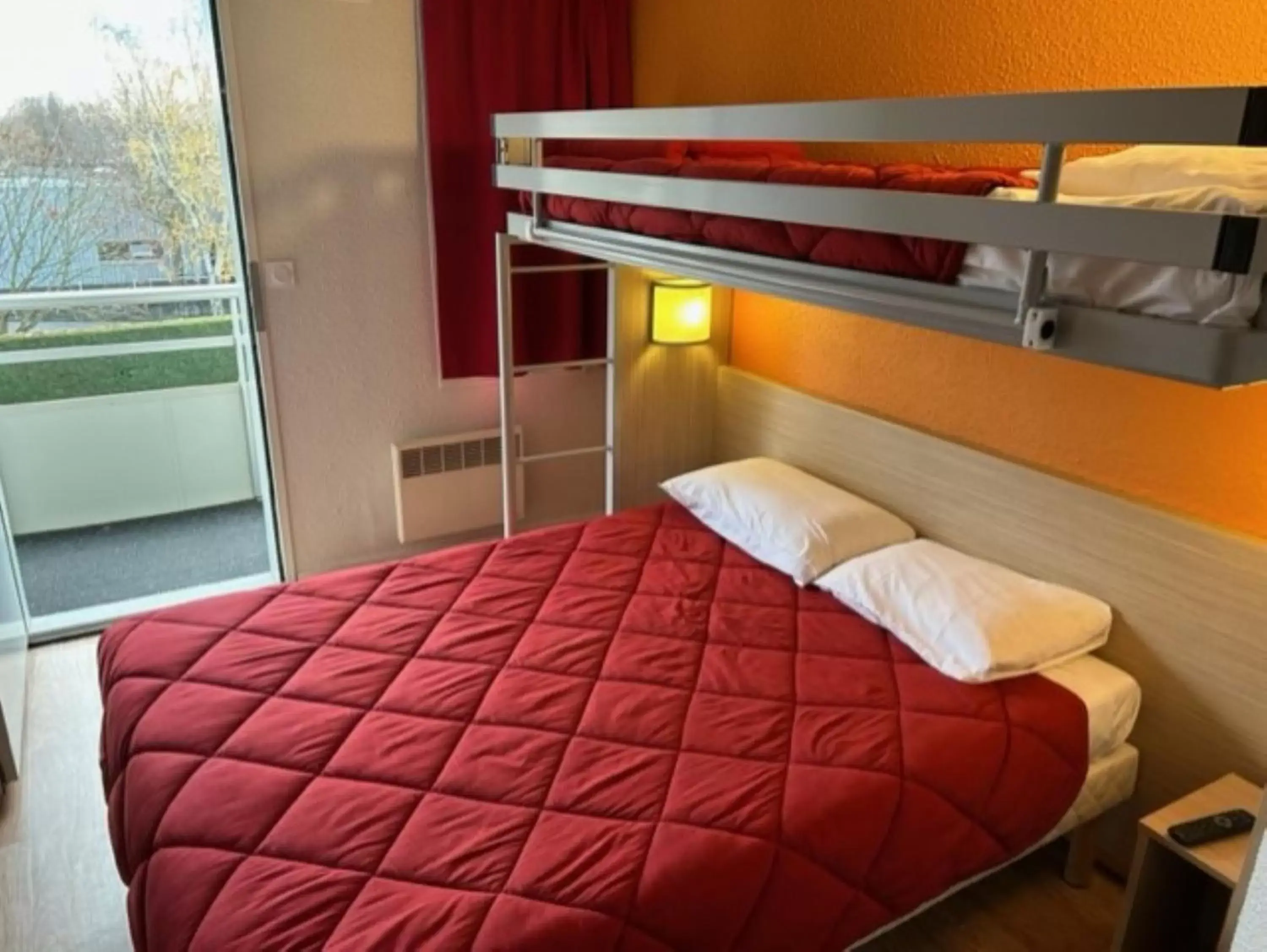 Bedroom, Bunk Bed in Premiere Classe Blois Nord
