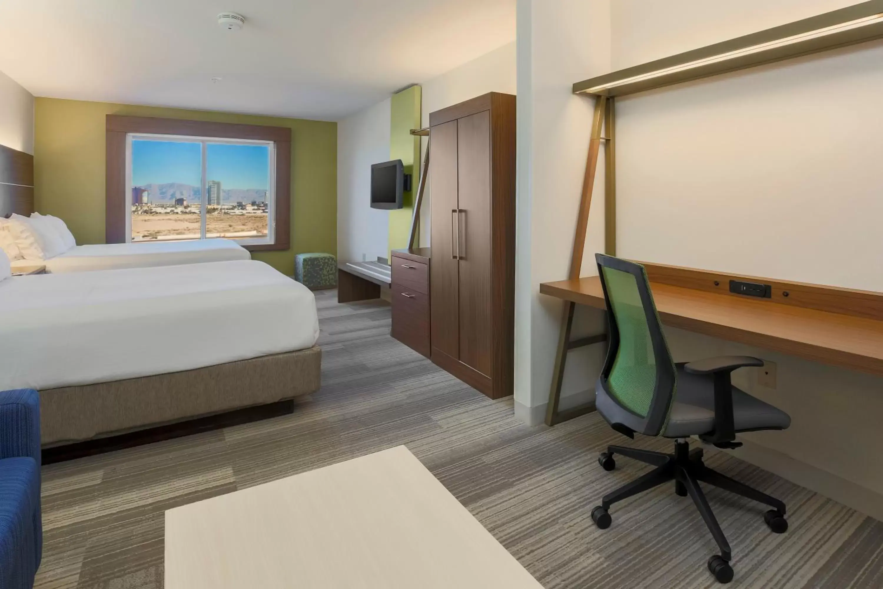 Area and facilities in Holiday Inn Express Las Vegas South, an IHG Hotel