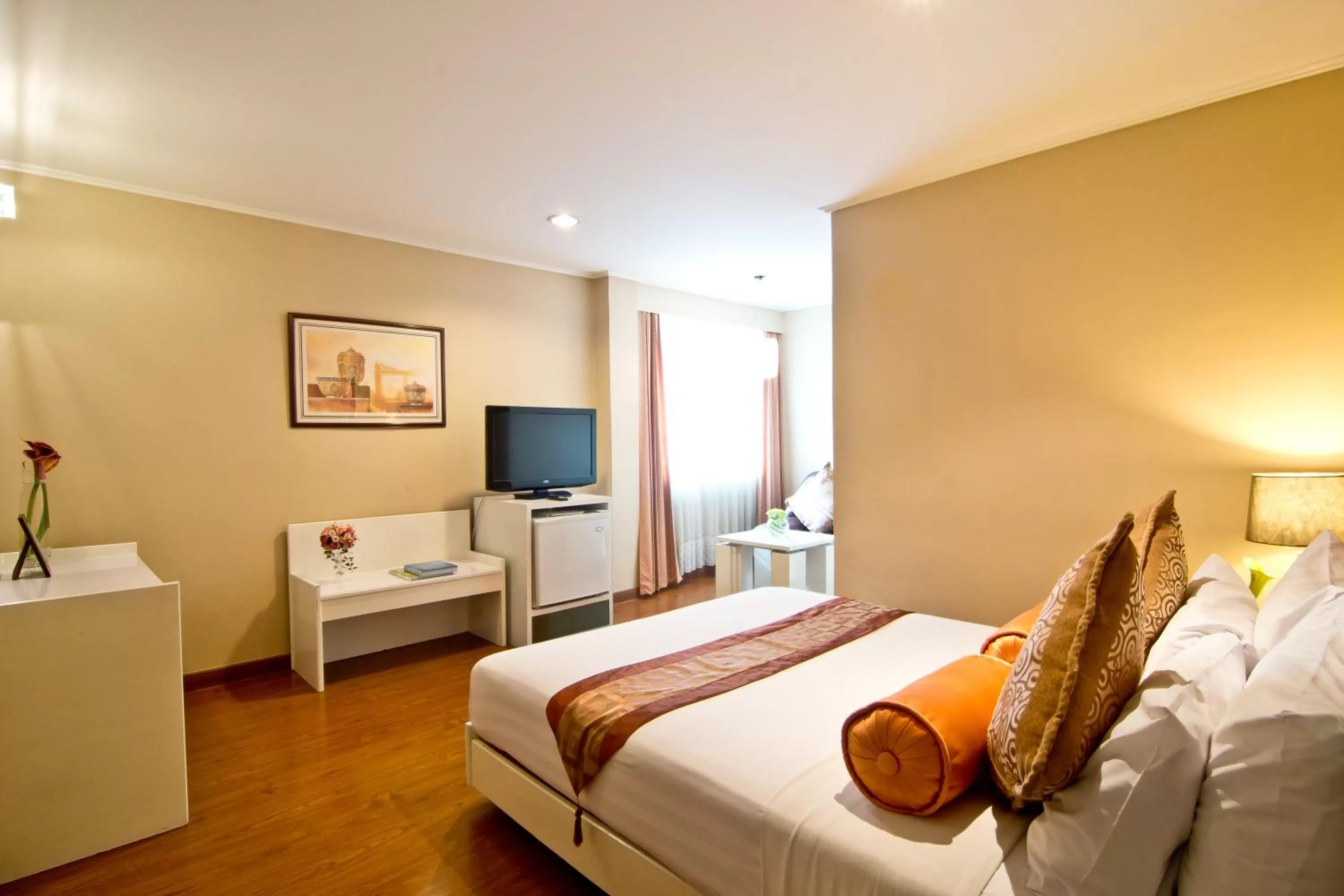 Photo of the whole room, Bed in Fortuna Hotel