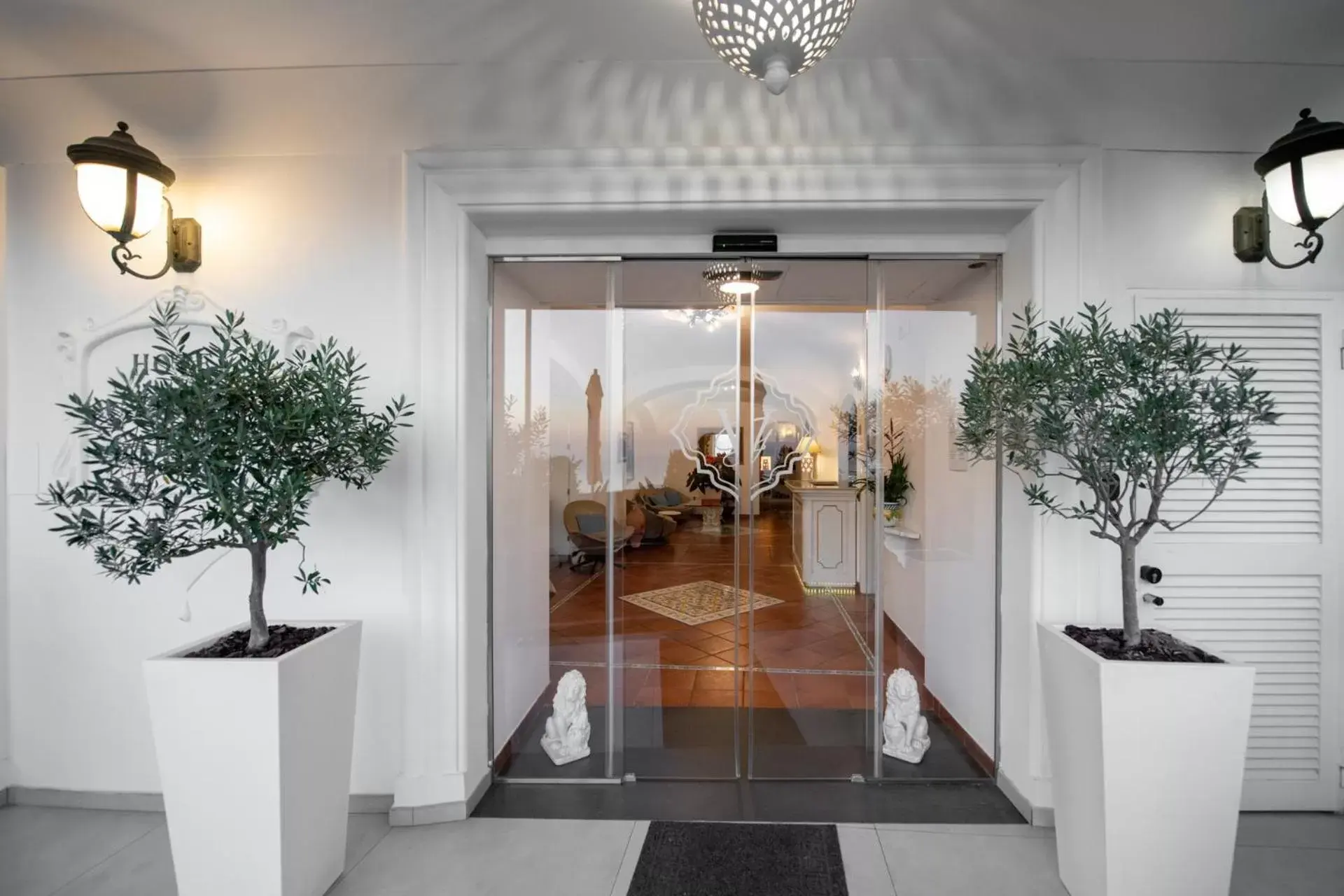 Facade/entrance in Hotel Villa Gabrisa