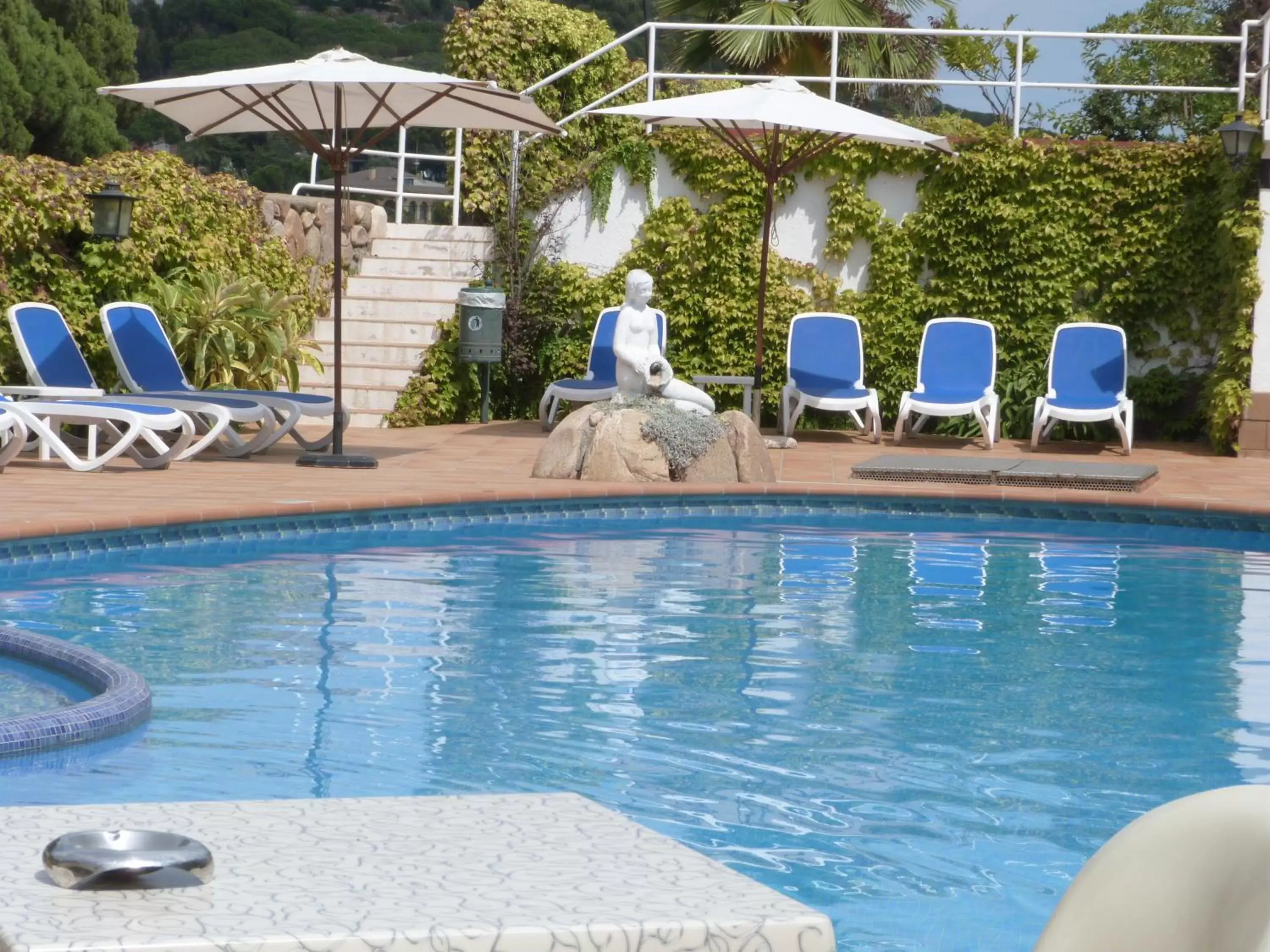 Day, Swimming Pool in Gran Sol Hotel