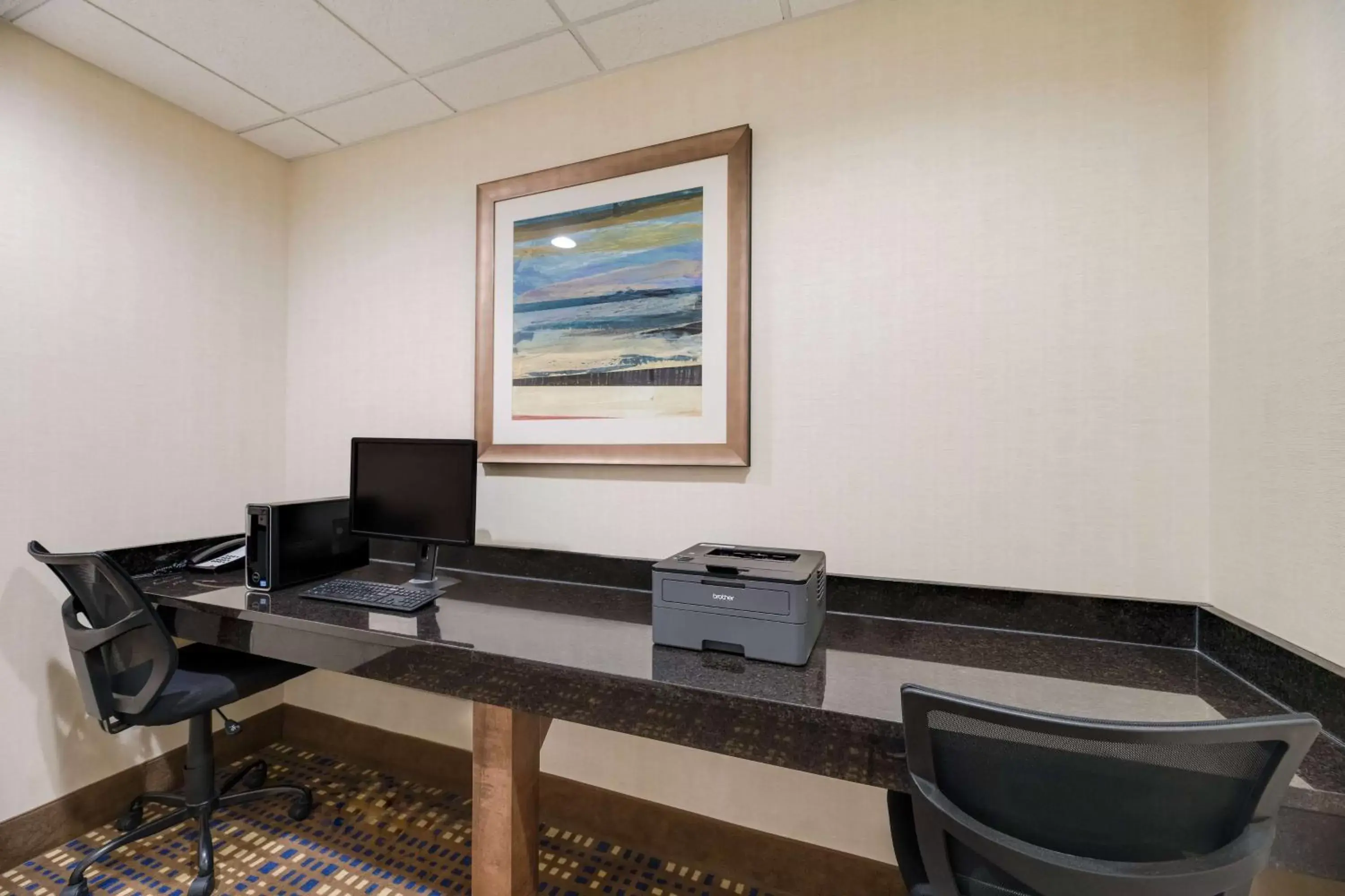 Business facilities in Best Western North Bryant Inn