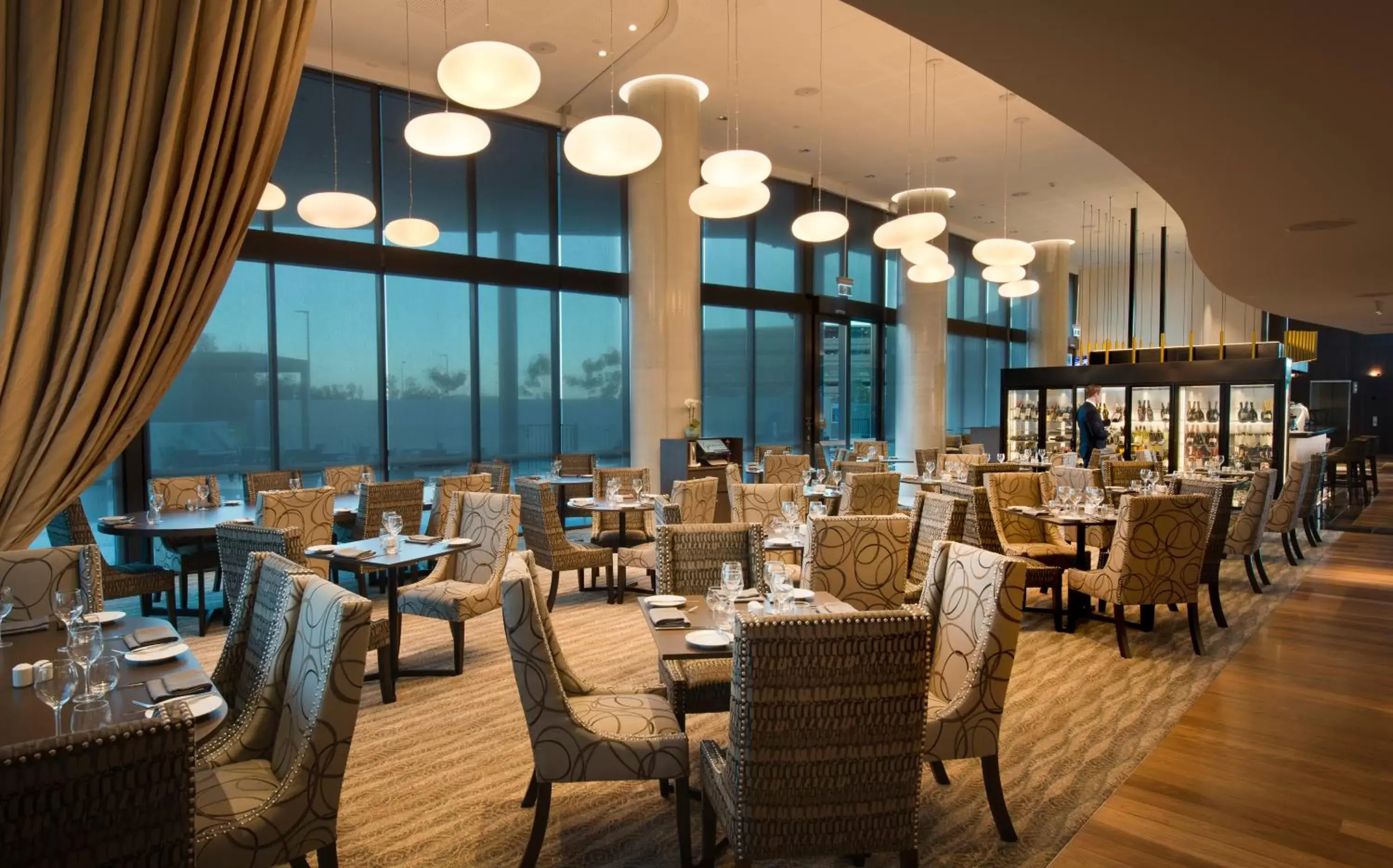 Buffet breakfast, Restaurant/Places to Eat in Pullman Brisbane Airport