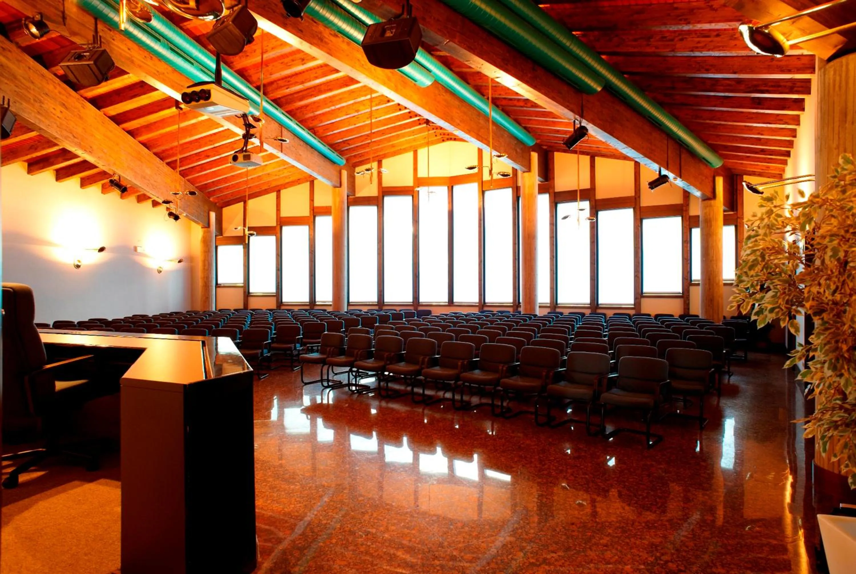 Meeting/conference room in Hotel Mirella