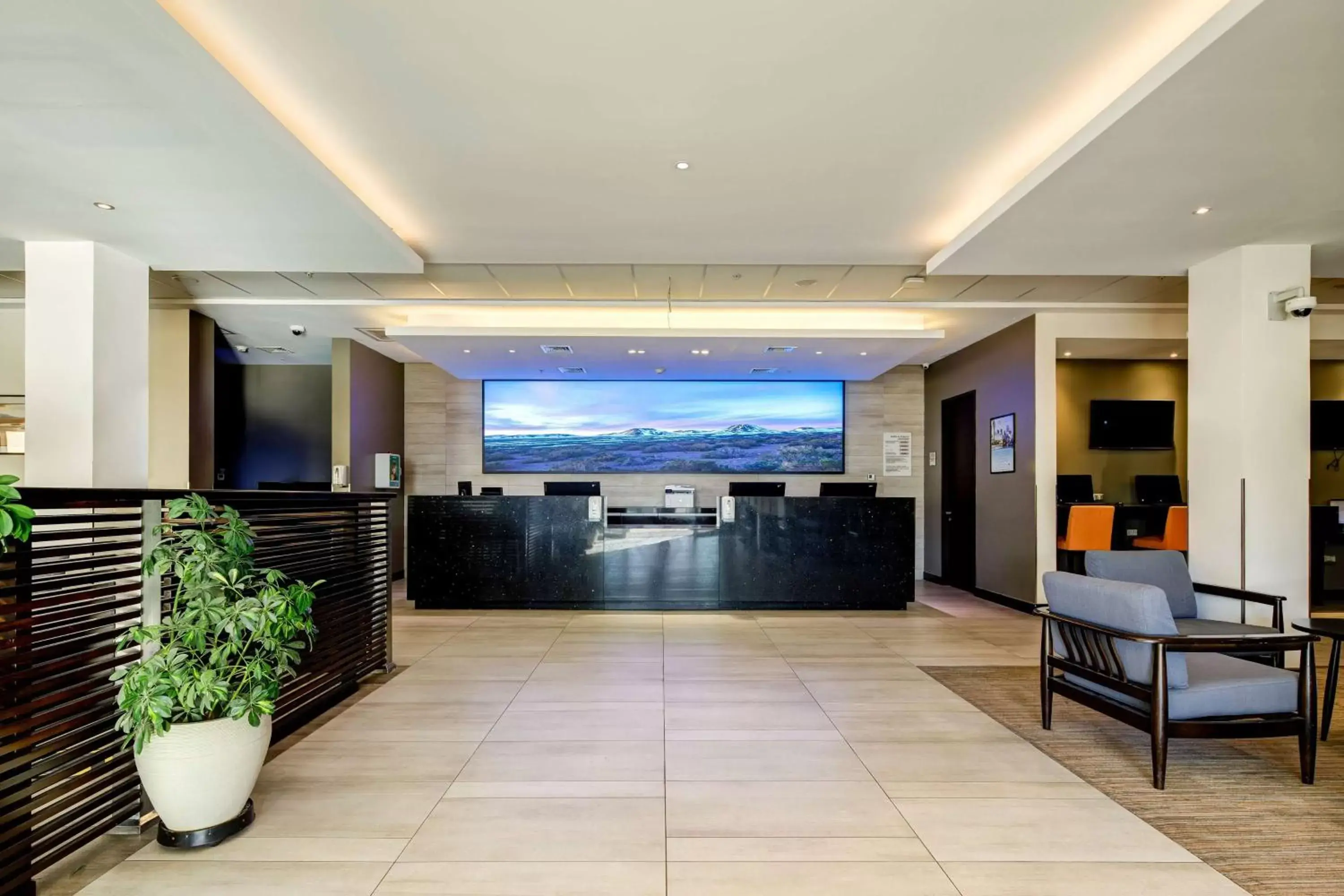 Lobby or reception, Lobby/Reception in La Quinta by Wyndham Santiago Aeropuerto