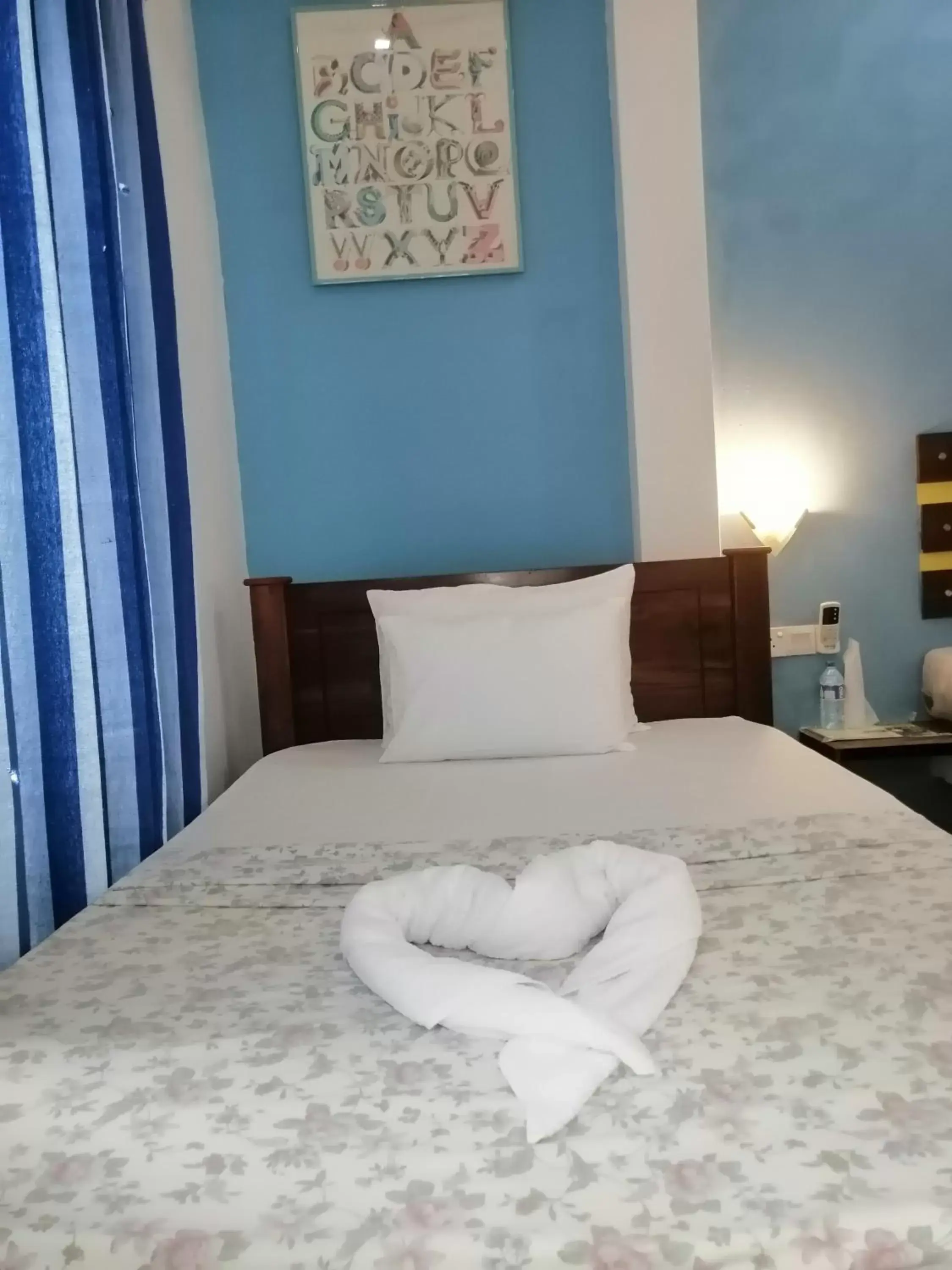 Family Suite with Balcony in Le Petit Hotel & Restaurant Family Suite with Balcony in Le Petit Hotel & Restaurant