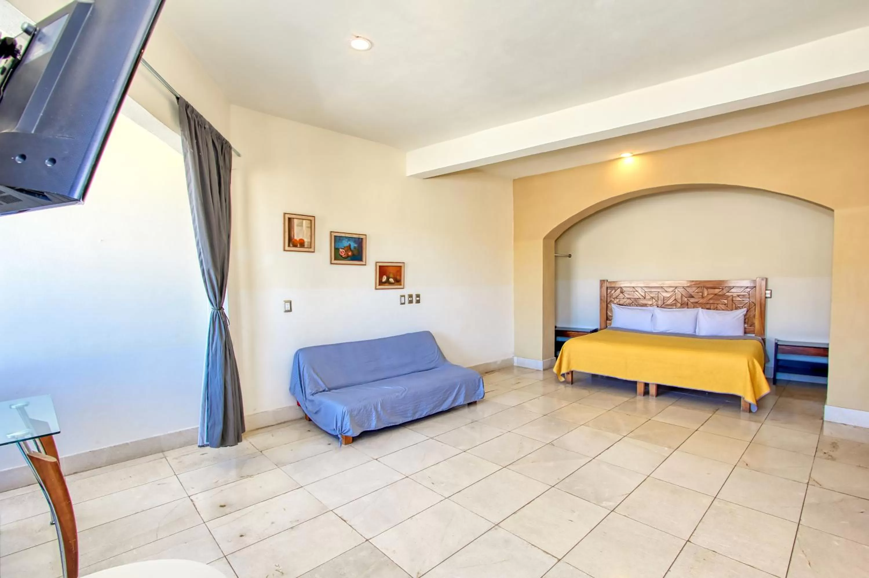 Bedroom, Bed in La Vista