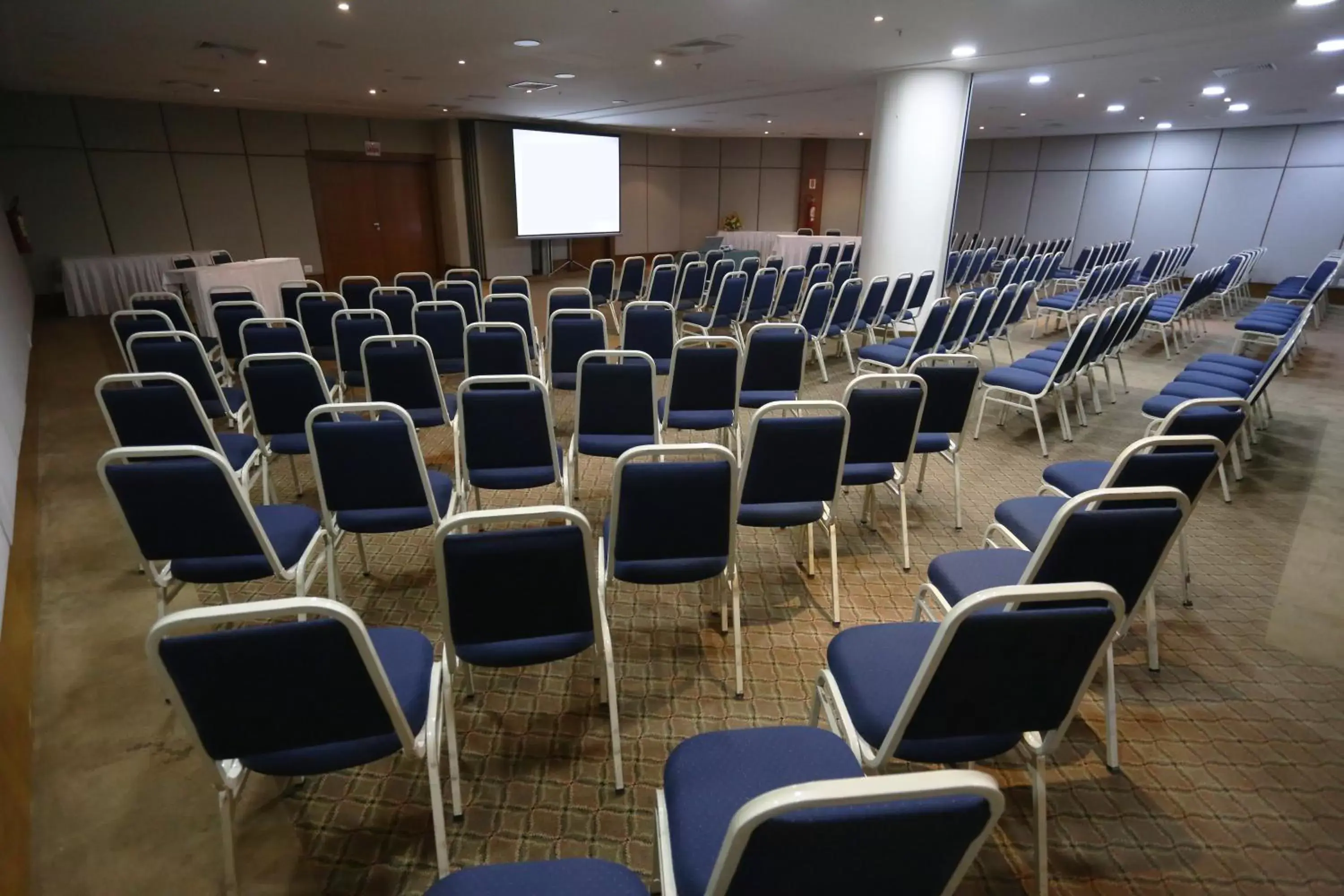 Business facilities in Bourbon Joinville Convention Hotel