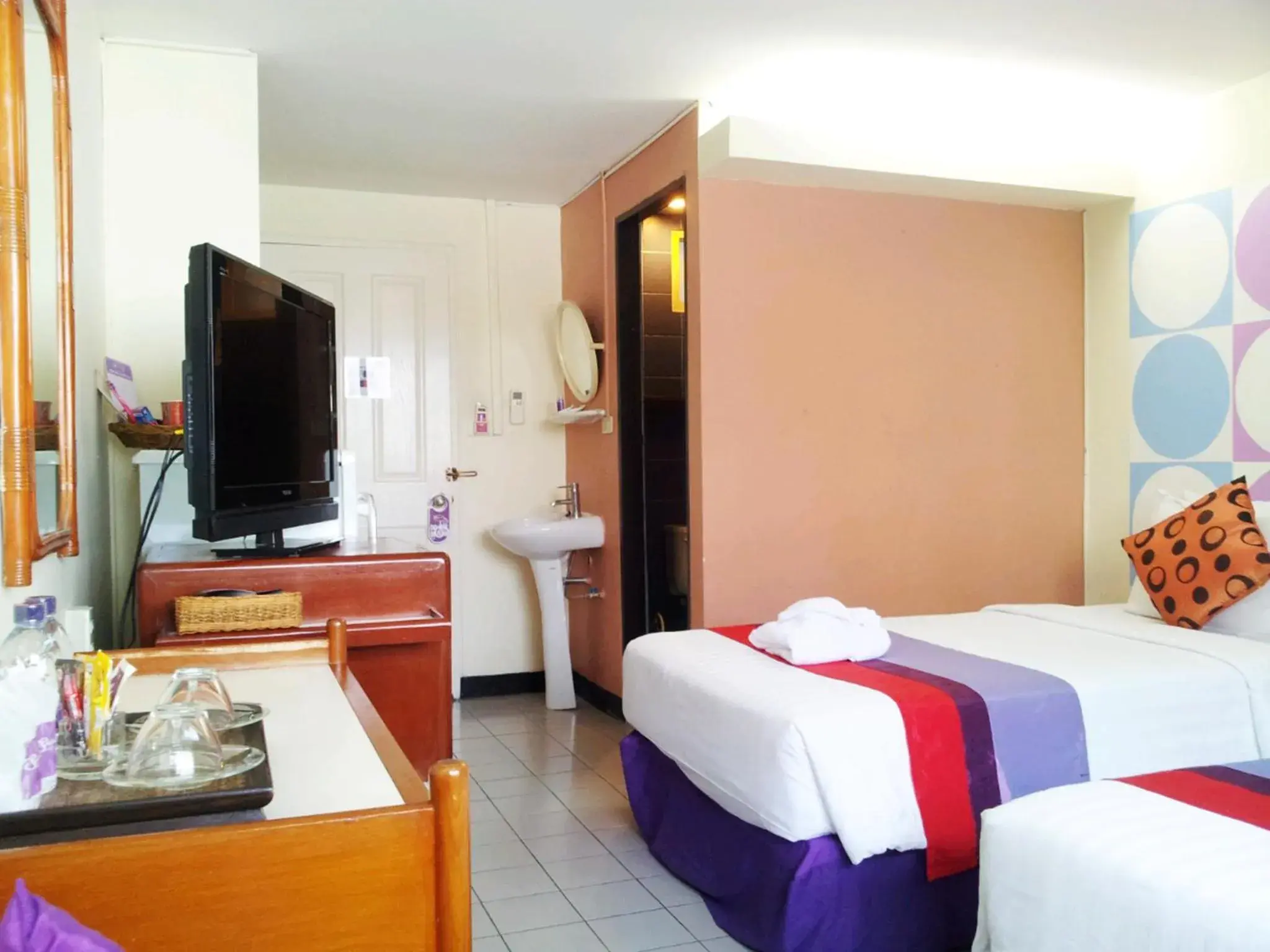 Bedroom, Bed in Sawasdee Sukhumvit Inn Bedroom, Bed in Sawasdee Sukhumvit Inn