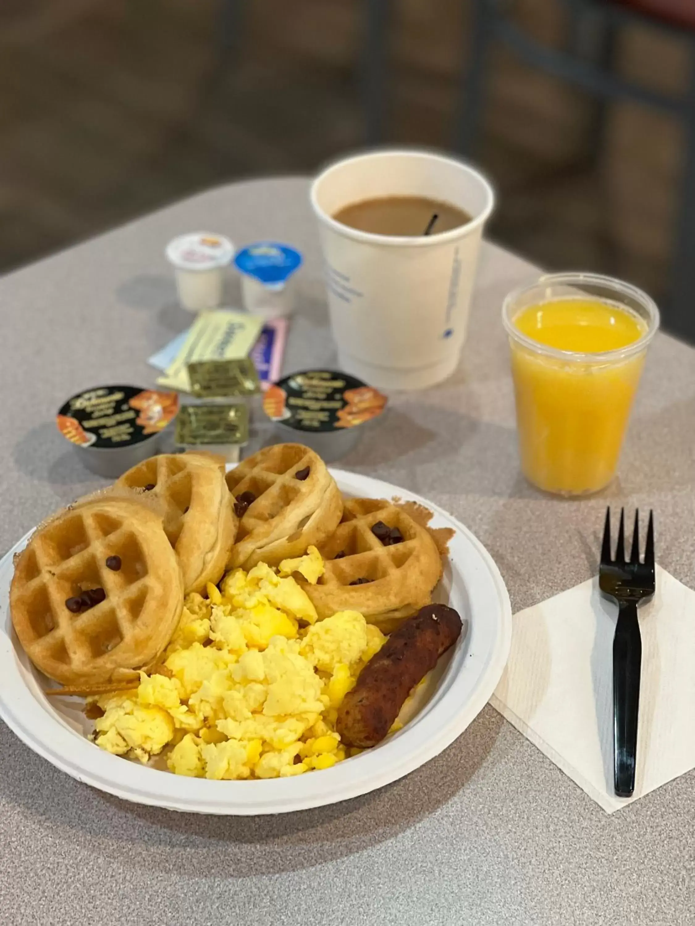 American breakfast in Days Inn by Wyndham Hays