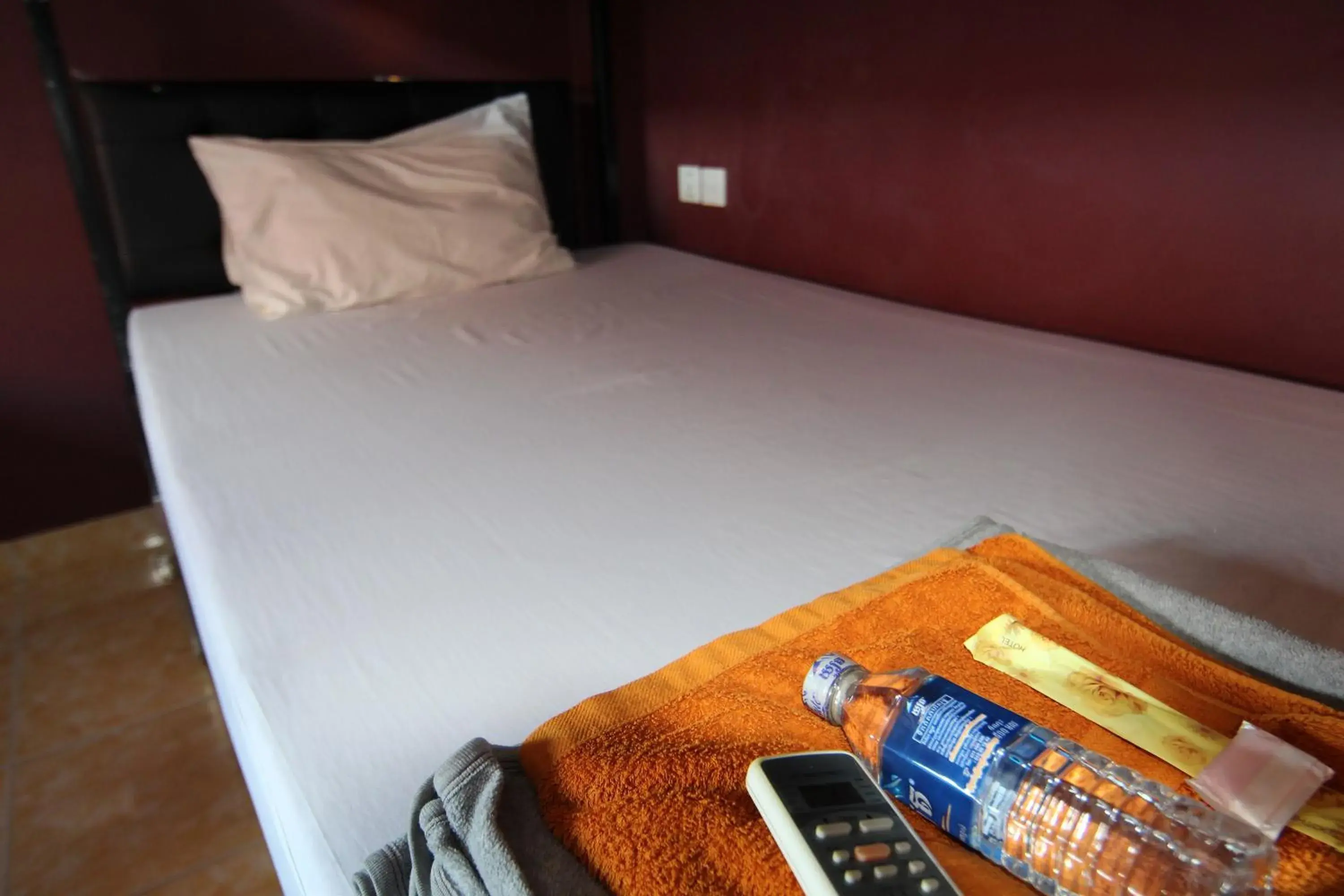 Karaoke, Bed in Naga Angkor Hostel