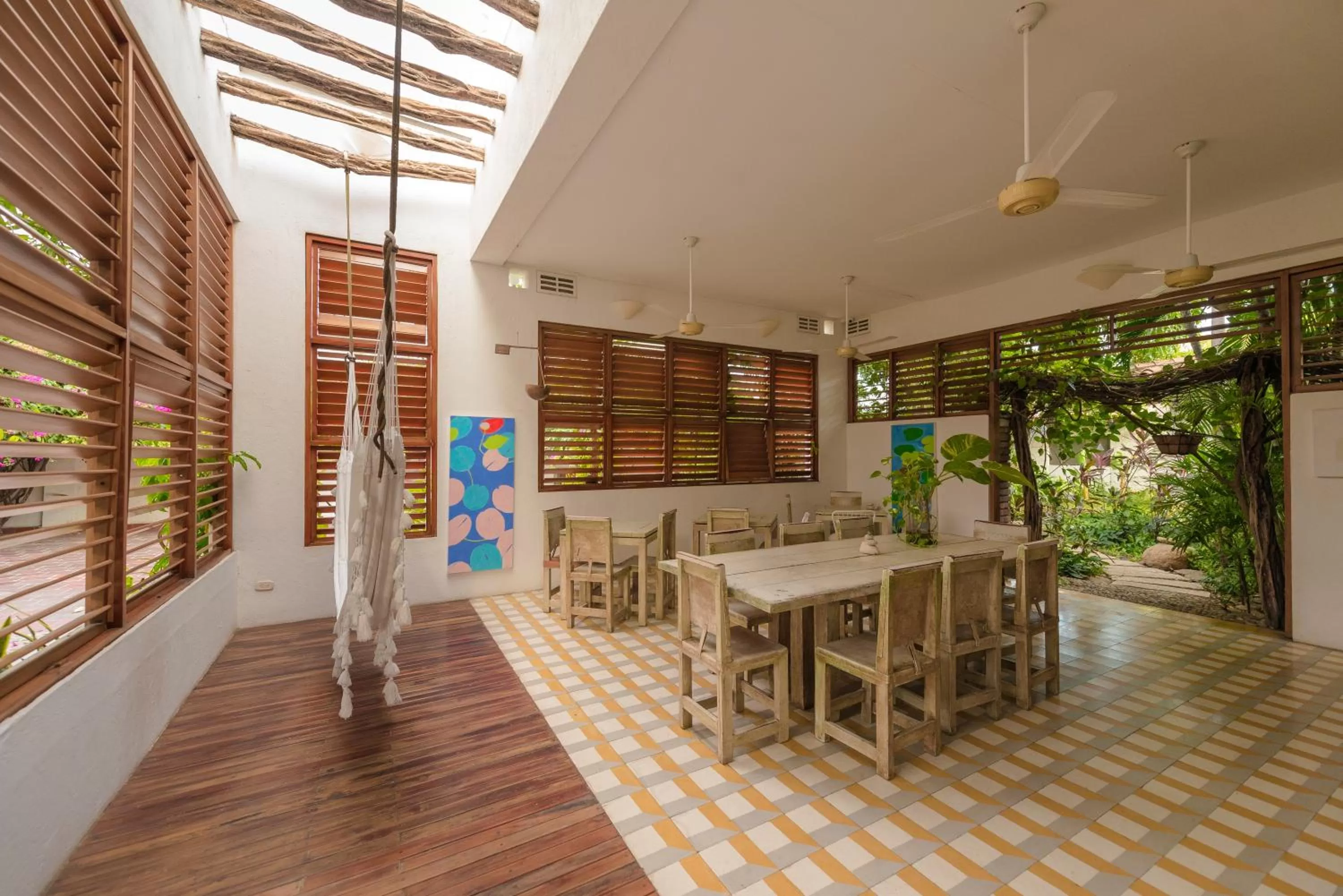 Restaurant/places to eat in Hotel Boutique Casa Rosalía