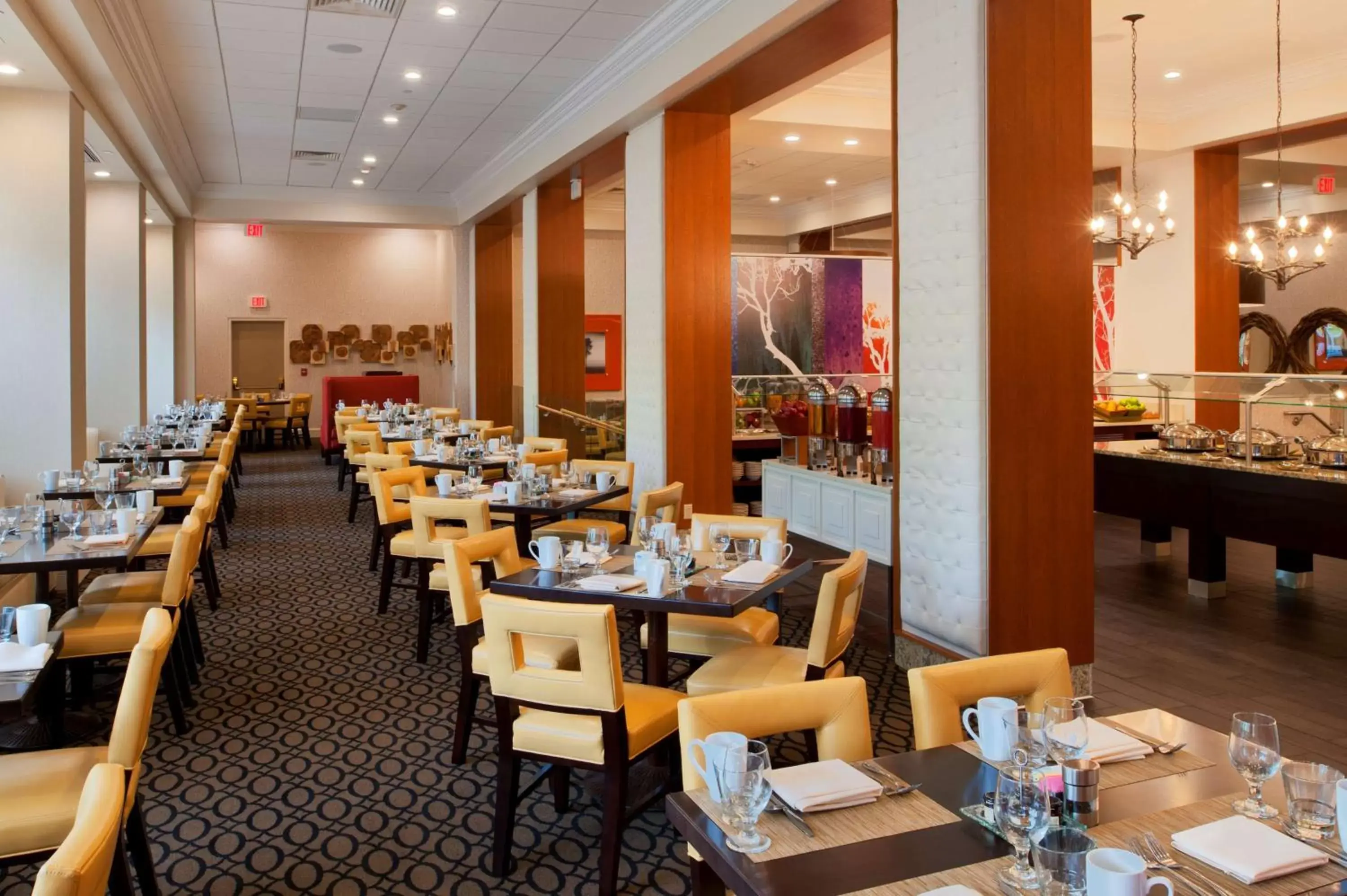Breakfast, Restaurant/Places to Eat in DoubleTree by Hilton Hotel St. Louis - Chesterfield