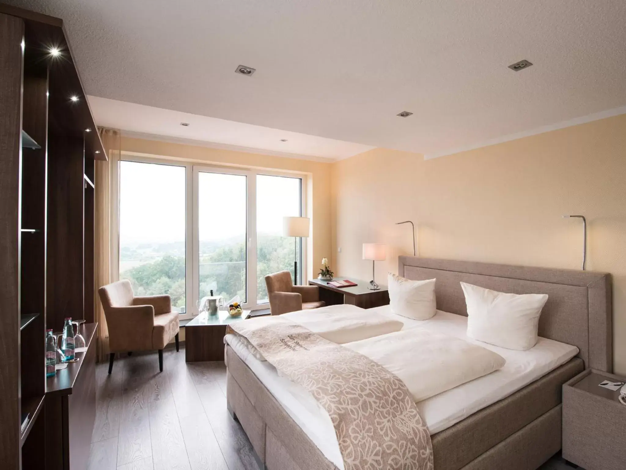 Double Room in Design-Konferenzhotel & Restaurant Steinernes Schweinchen Double Room in Design-Konferenzhotel & Restaurant Steinernes Schweinchen