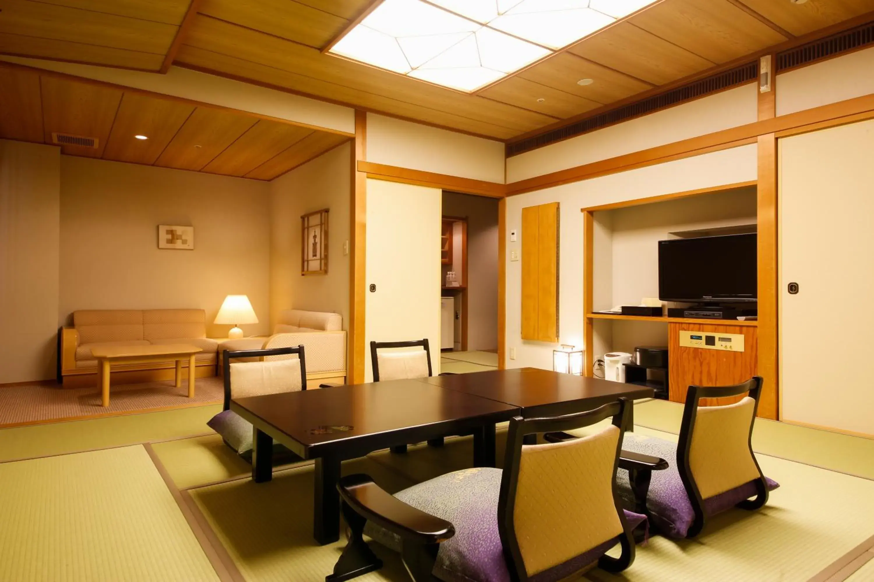 Standard Japanese-Style Room - single occupancy - Non-Smoking - Tenryokaku Wing in Takayama Green Hotel