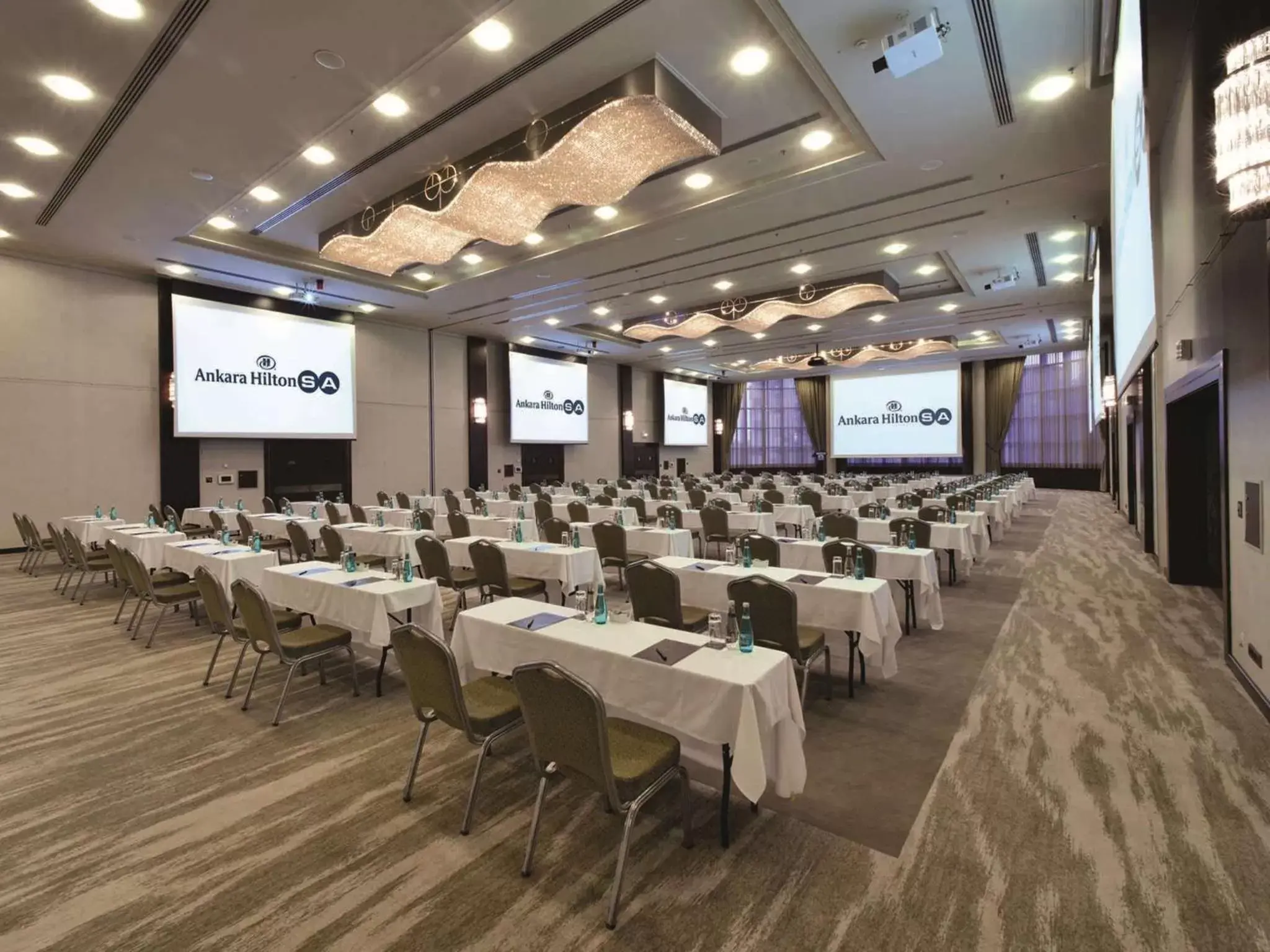 Meeting/conference room in Ankara HiltonSA