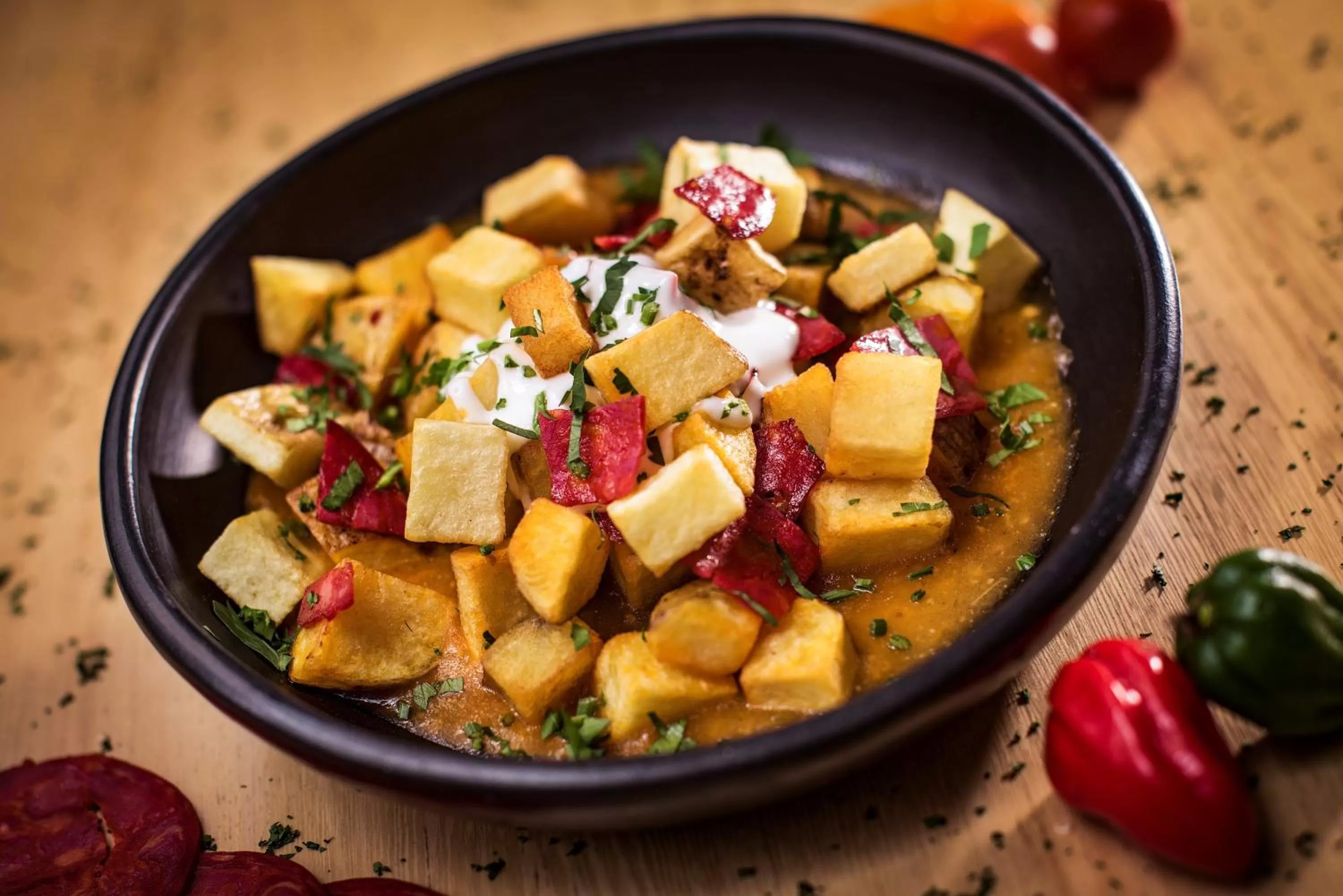 Restaurant/places to eat in Hotel Express 53