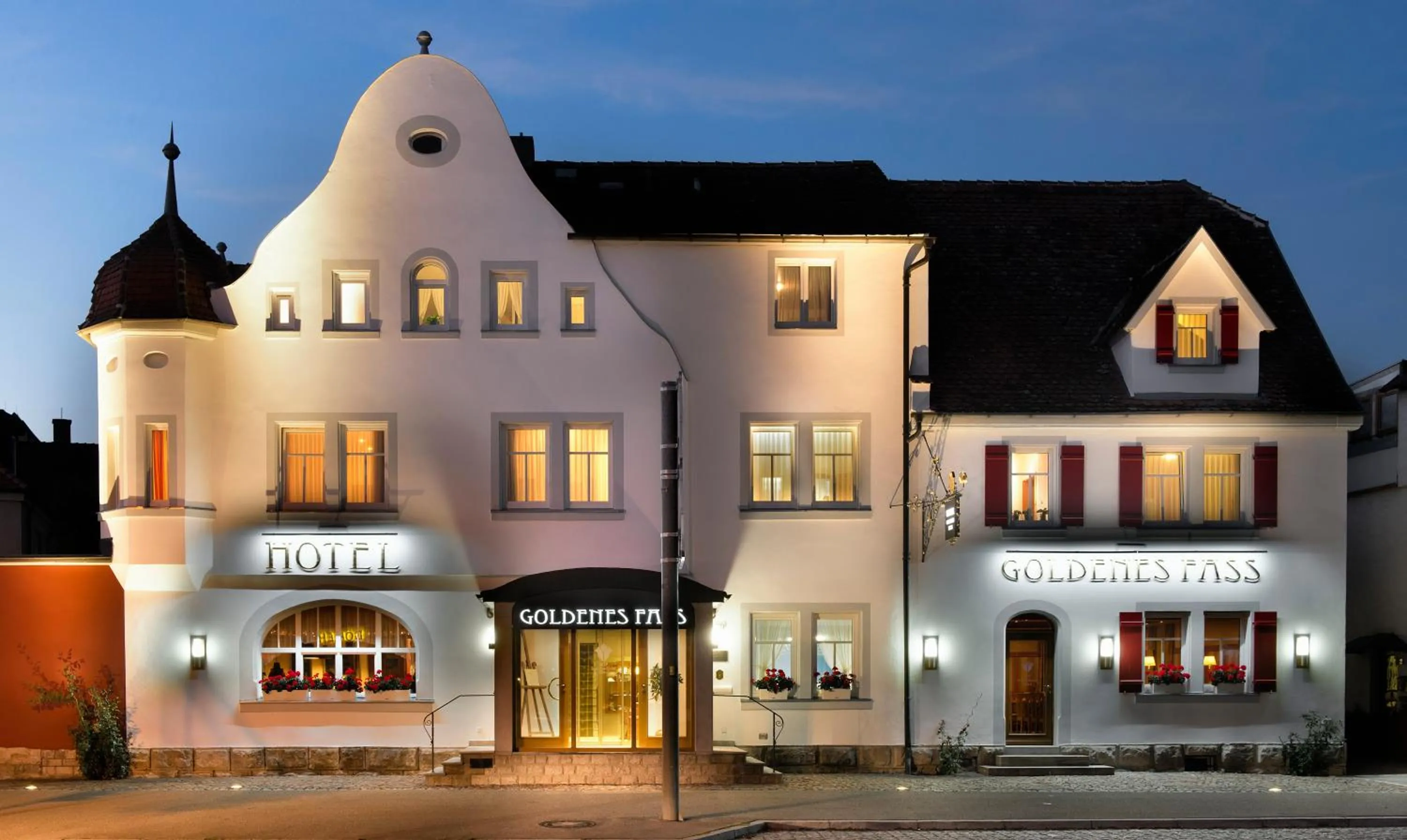 Facade/entrance in Hotel Goldenes Fass in Rothenburg ob der Tauber