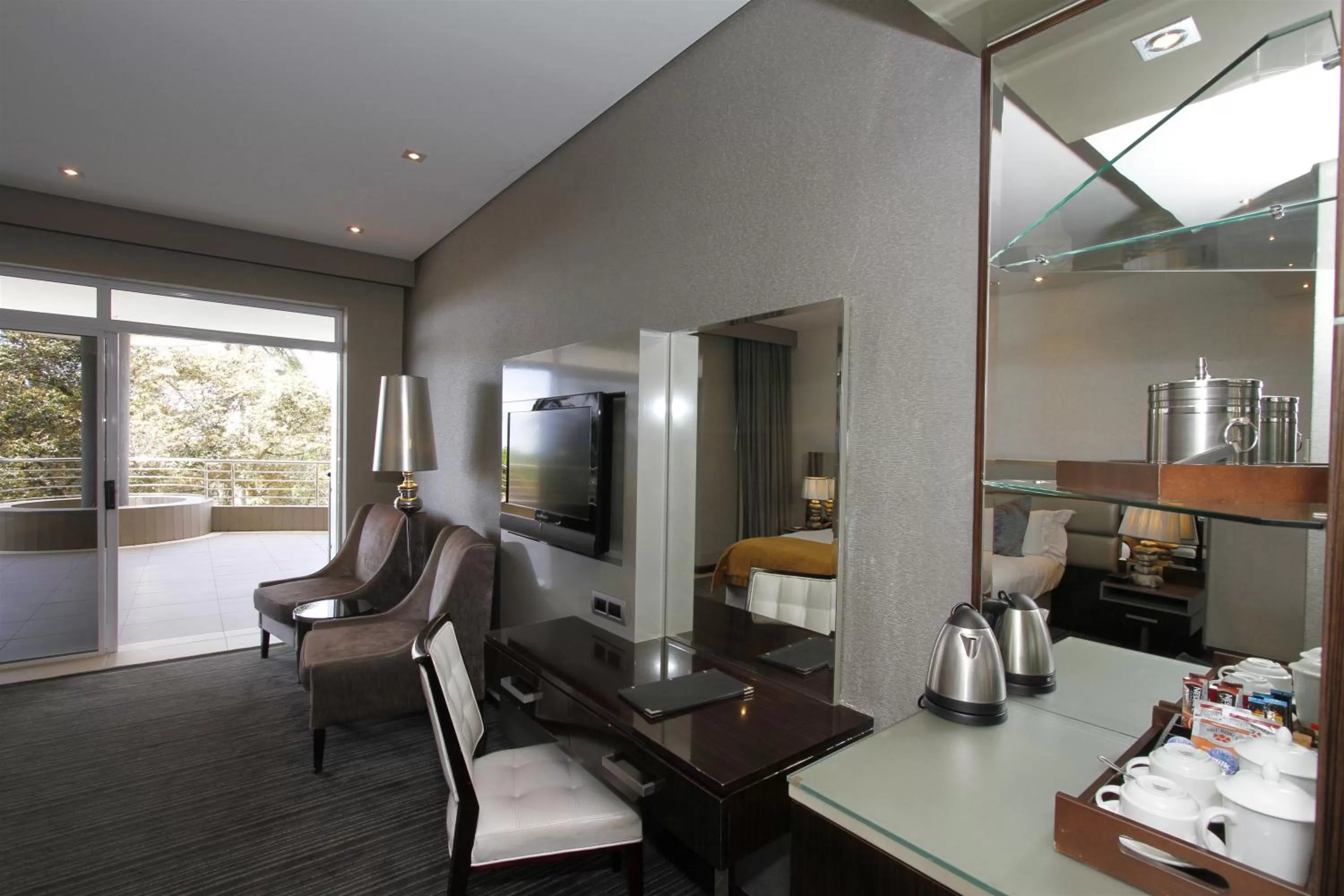 TV and multimedia in Coastlands Musgrave Hotel