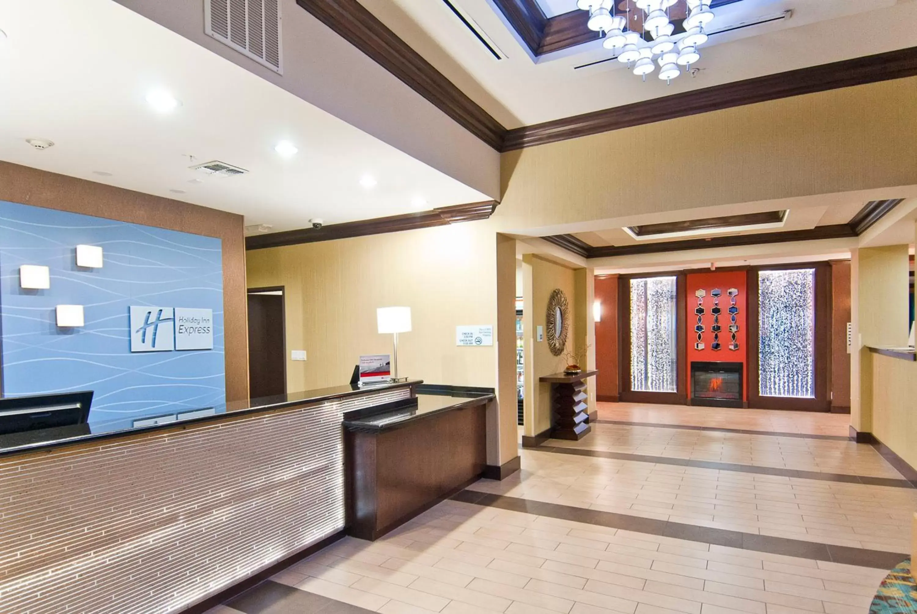 Property building, Lobby/Reception in Holiday Inn Express & Suites San Antonio SE by AT&T Center, an IHG Hotel