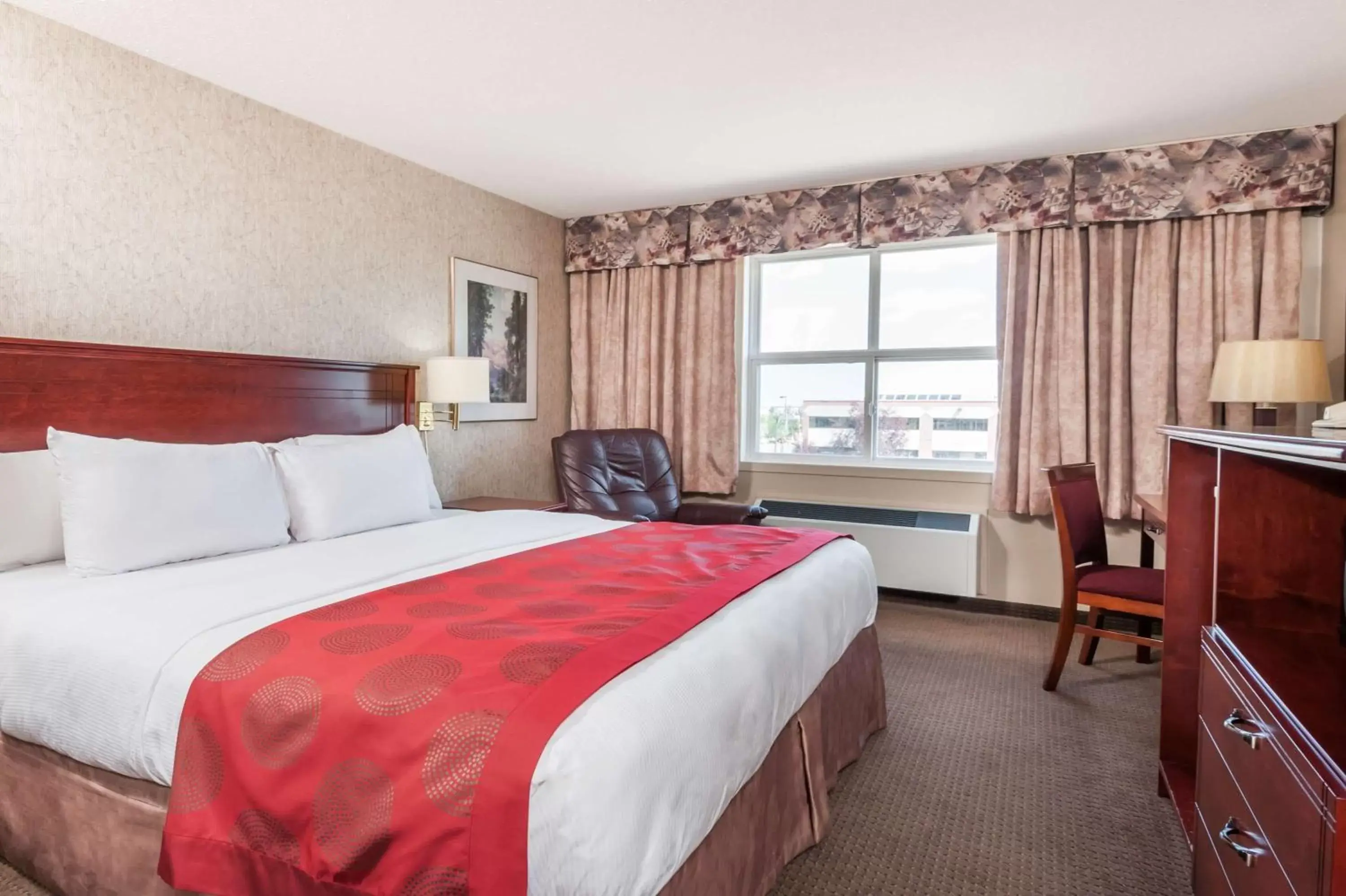 King Room - Disability Access - Non-Smoking in Ramada by Wyndham Sherwood Park