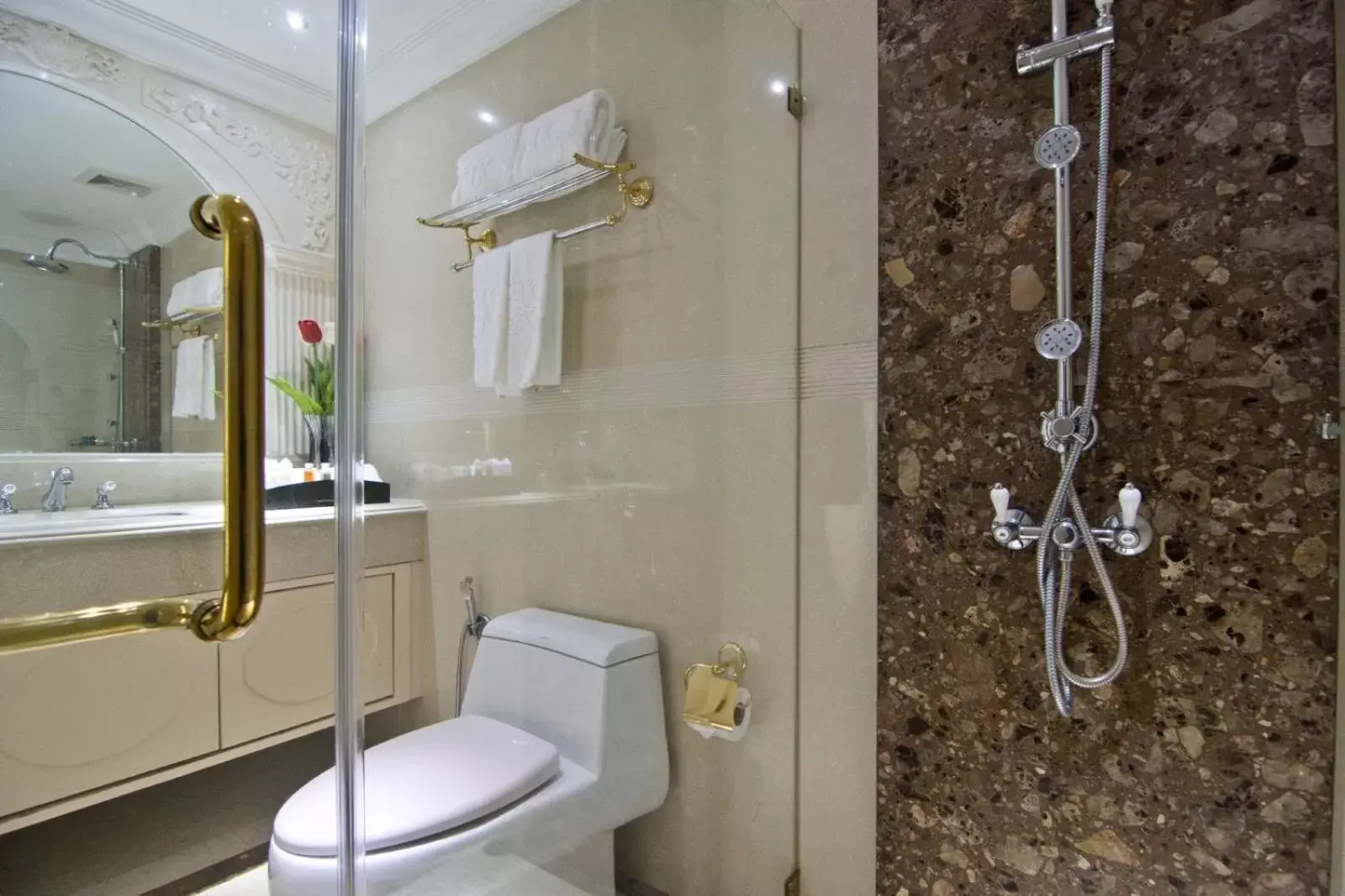 Shower, Bathroom in LK The Empress