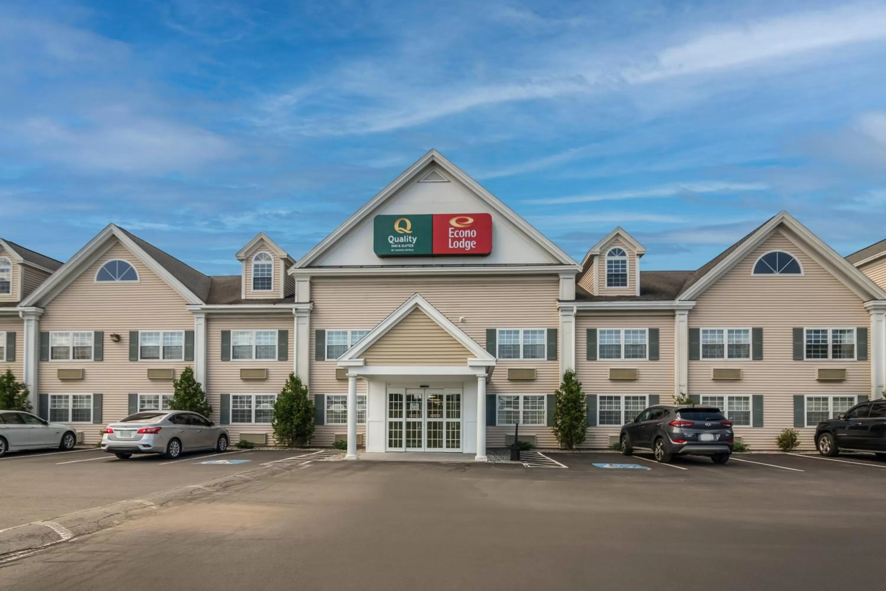 Property building in Quality Inn & Suites