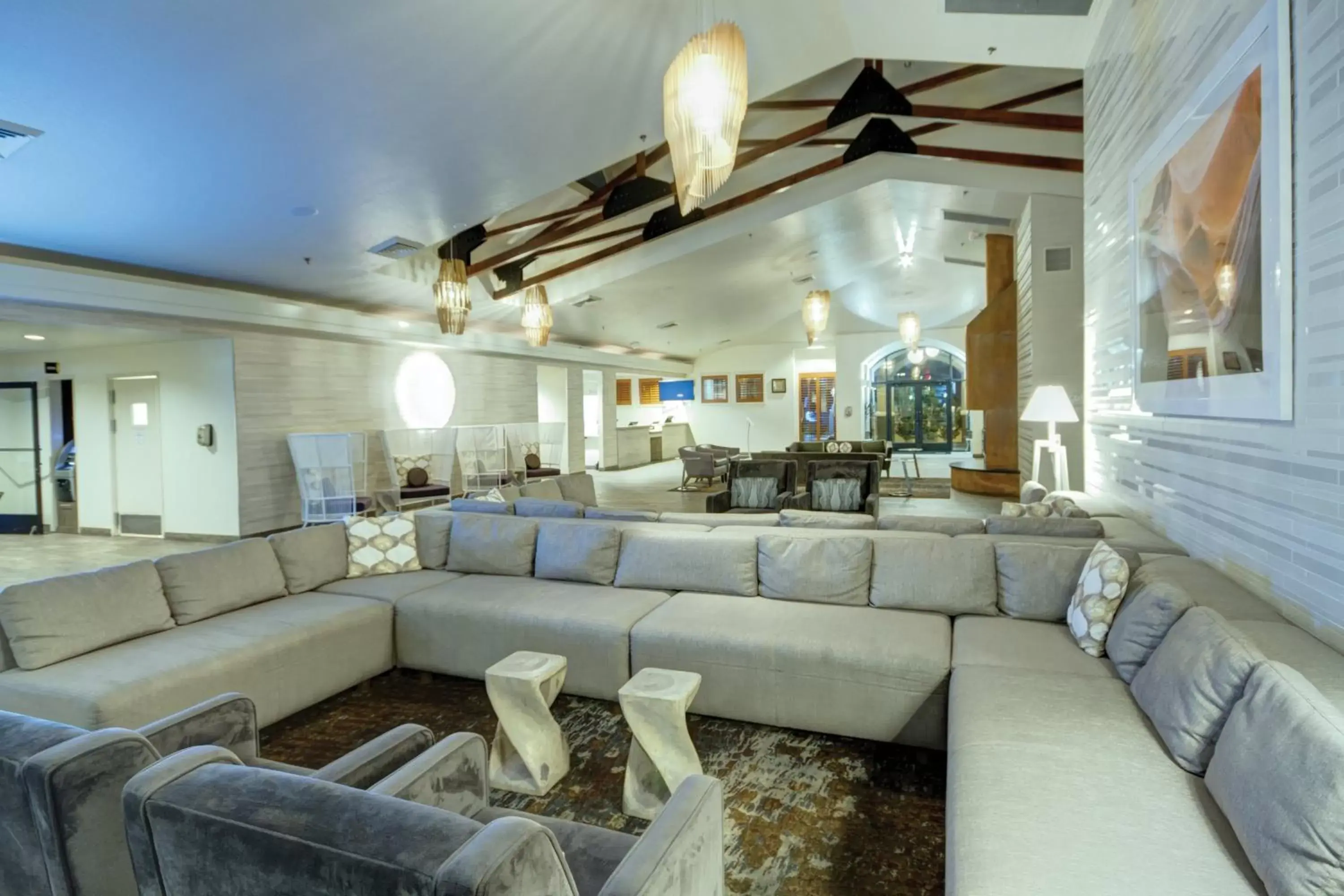 Lobby or reception, Seating Area in Desert Rose Resort