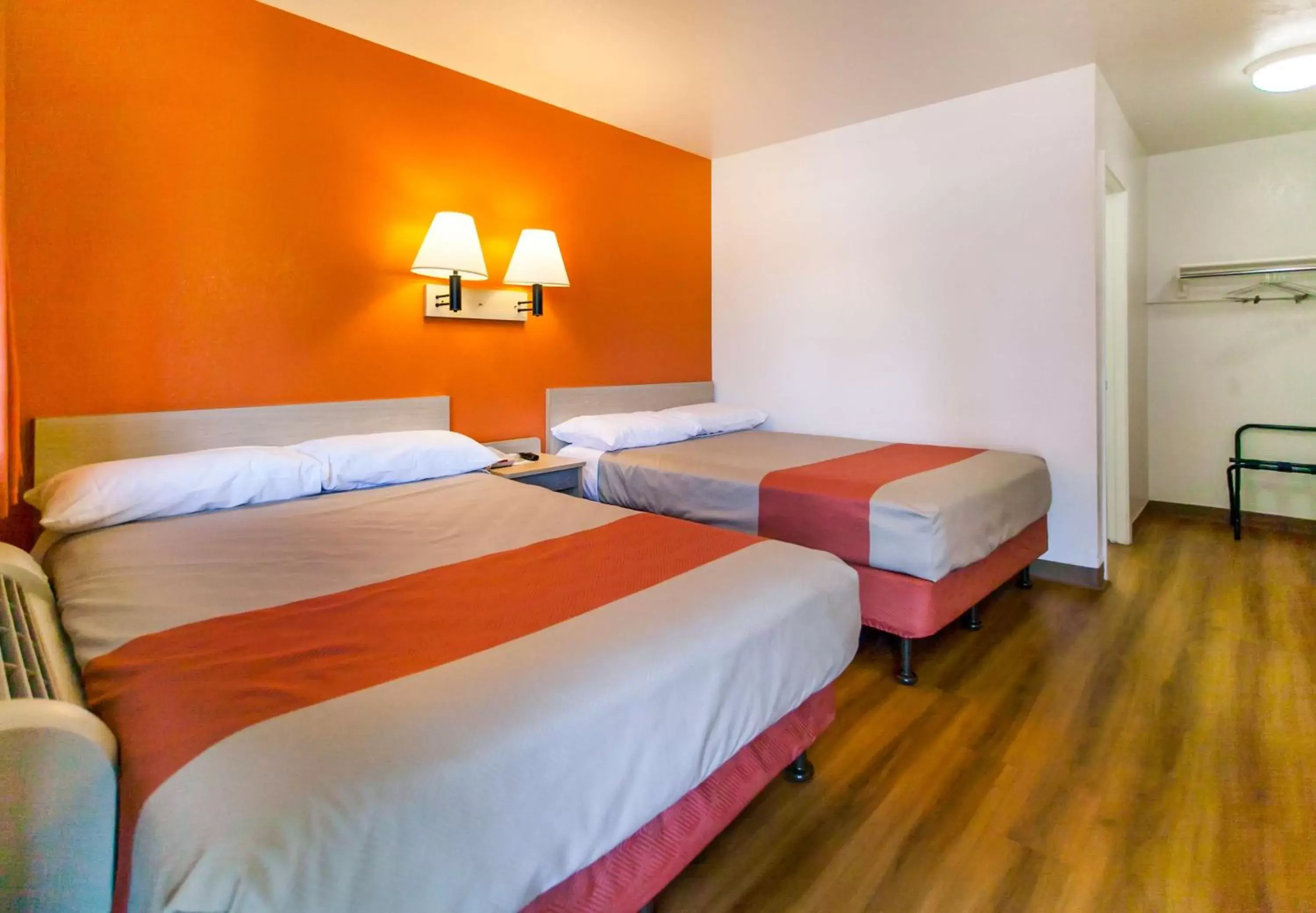 Bedroom, Bed in Motel 6-Rosemead, CA - Los Angeles