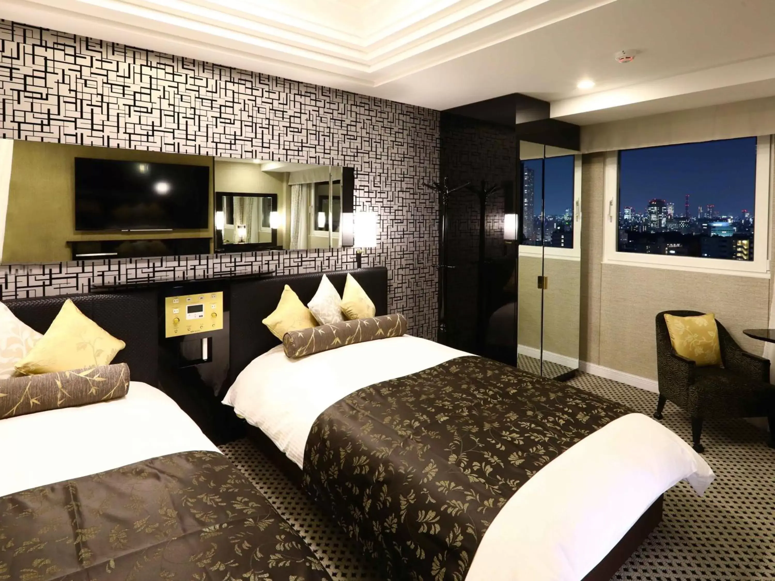 Bed in APA Hotel Yamanote Otsuka Ekimae Tower Bed in APA Hotel Yamanote Otsuka Ekimae Tower