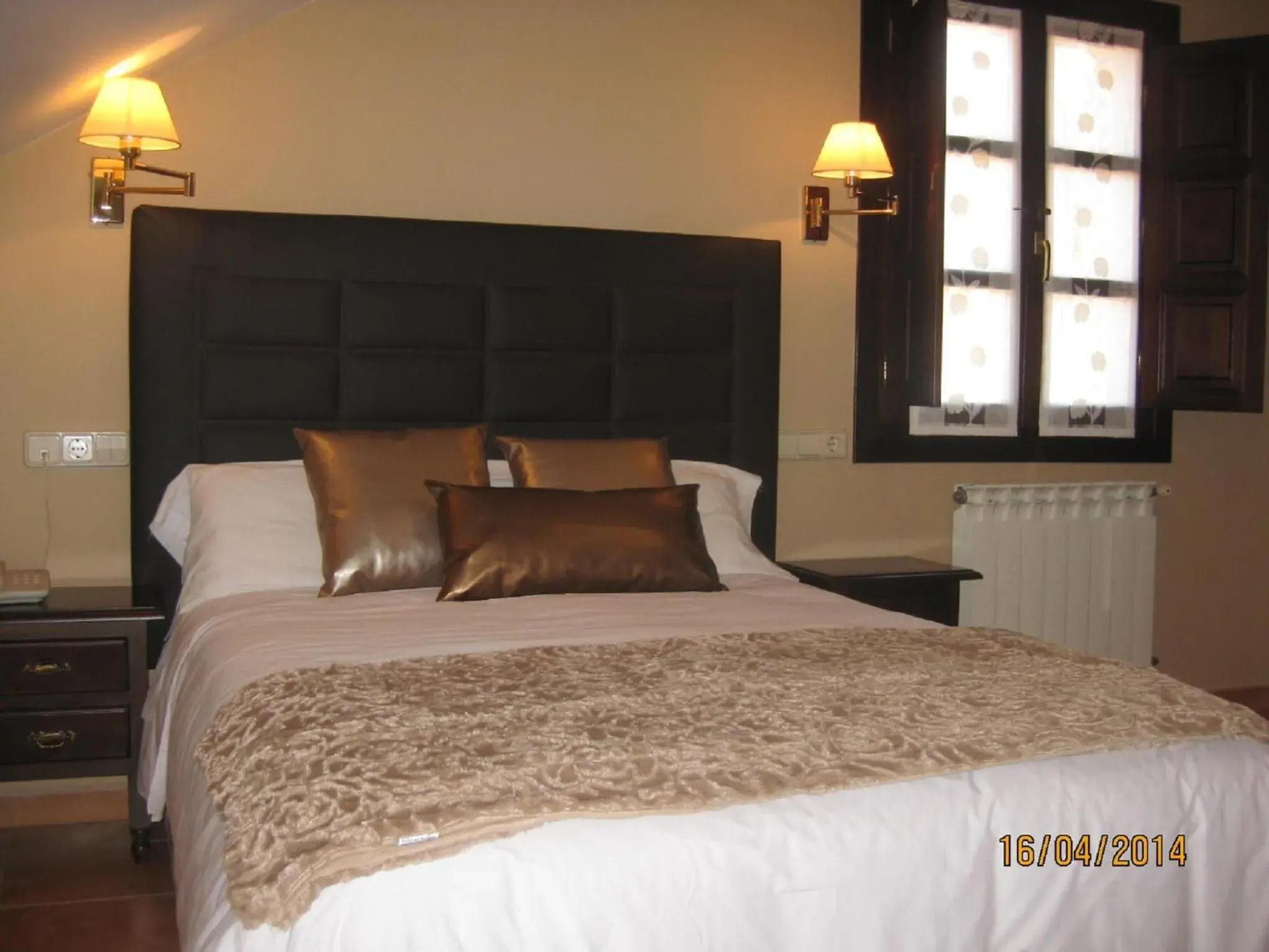 Photo of the whole room, Room Photo in Hotel Rural Entremontes