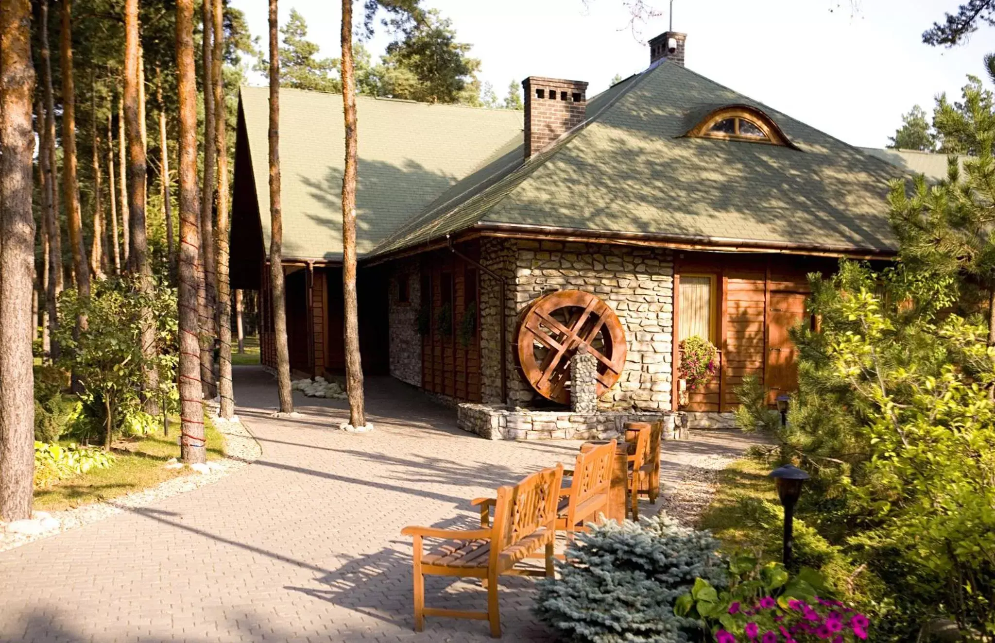 Restaurant/places to eat in Hotel Boss Restaurant/places to eat in Hotel Boss