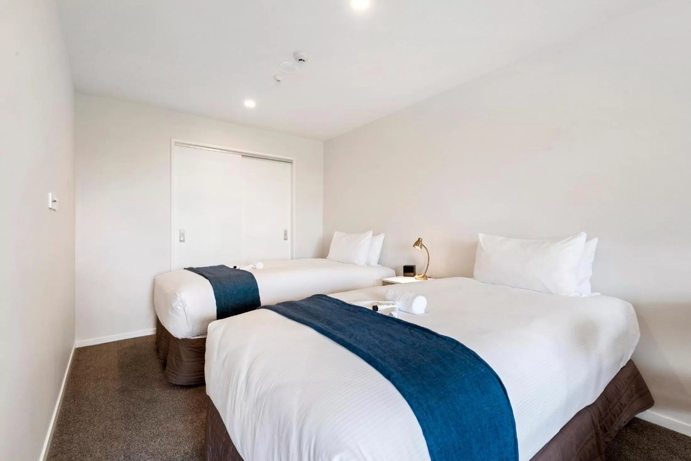 Bed in FERNZ Motel & Apartments Birkenhead