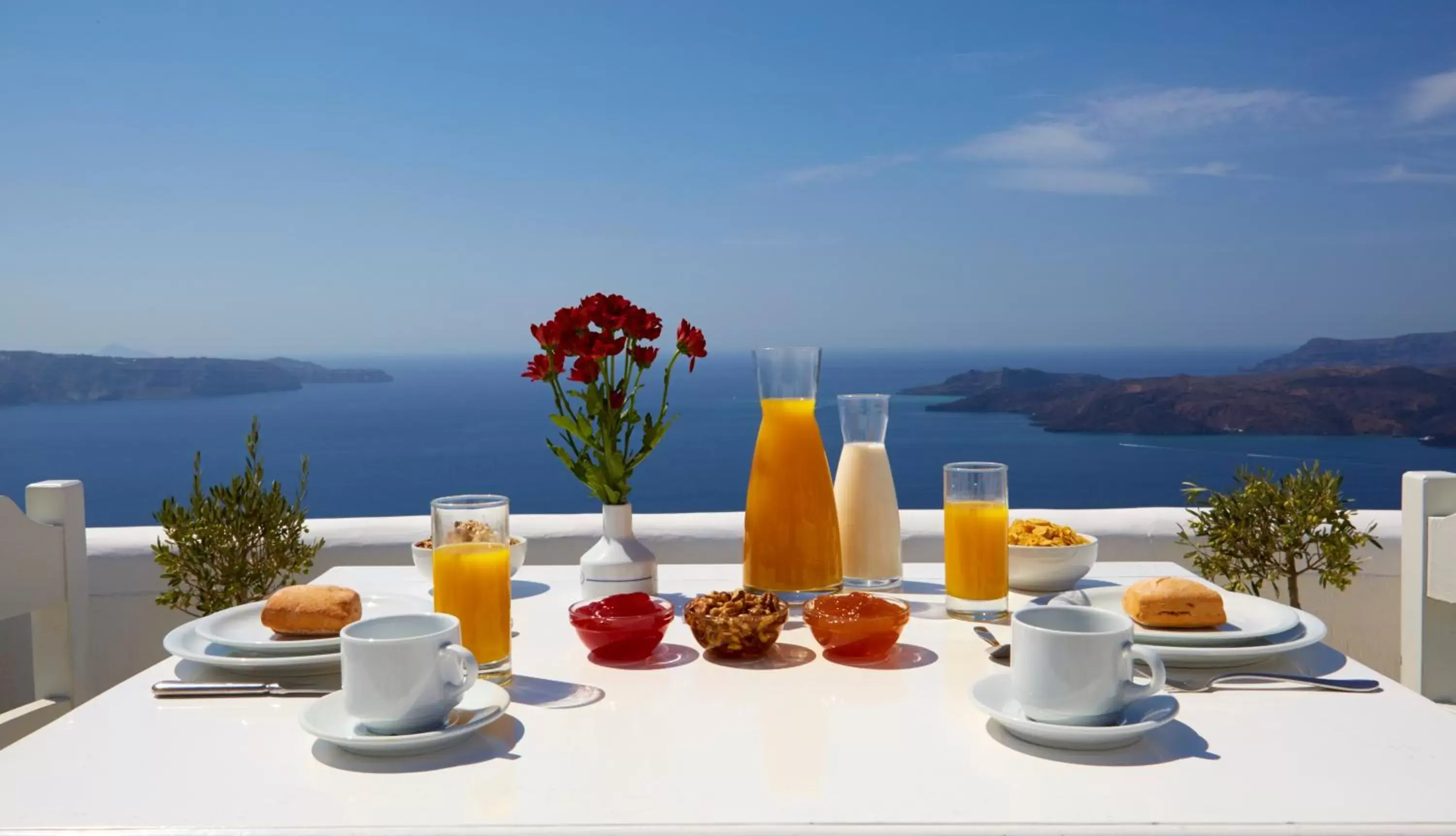 Buffet breakfast, Breakfast in Volcano View by Caldera Collection
